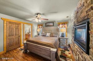 712 Still Hill Way Gatlinburg TN 37738