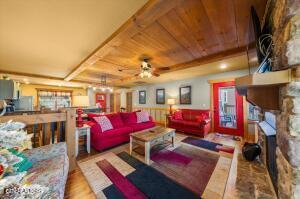 712 Still Hill Way Gatlinburg TN 37738