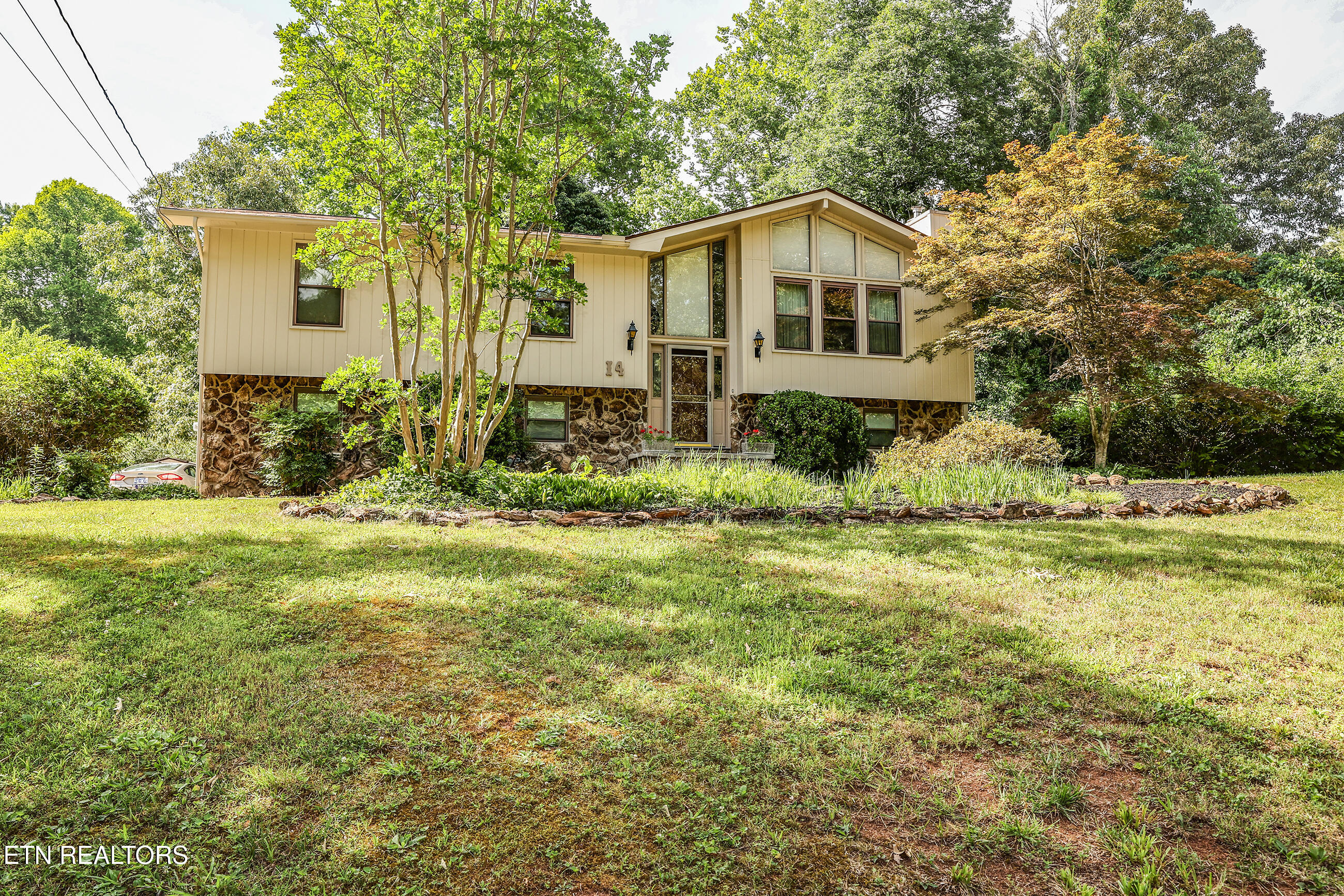 14 Newcastle Lane Oak Ridge TN 37830