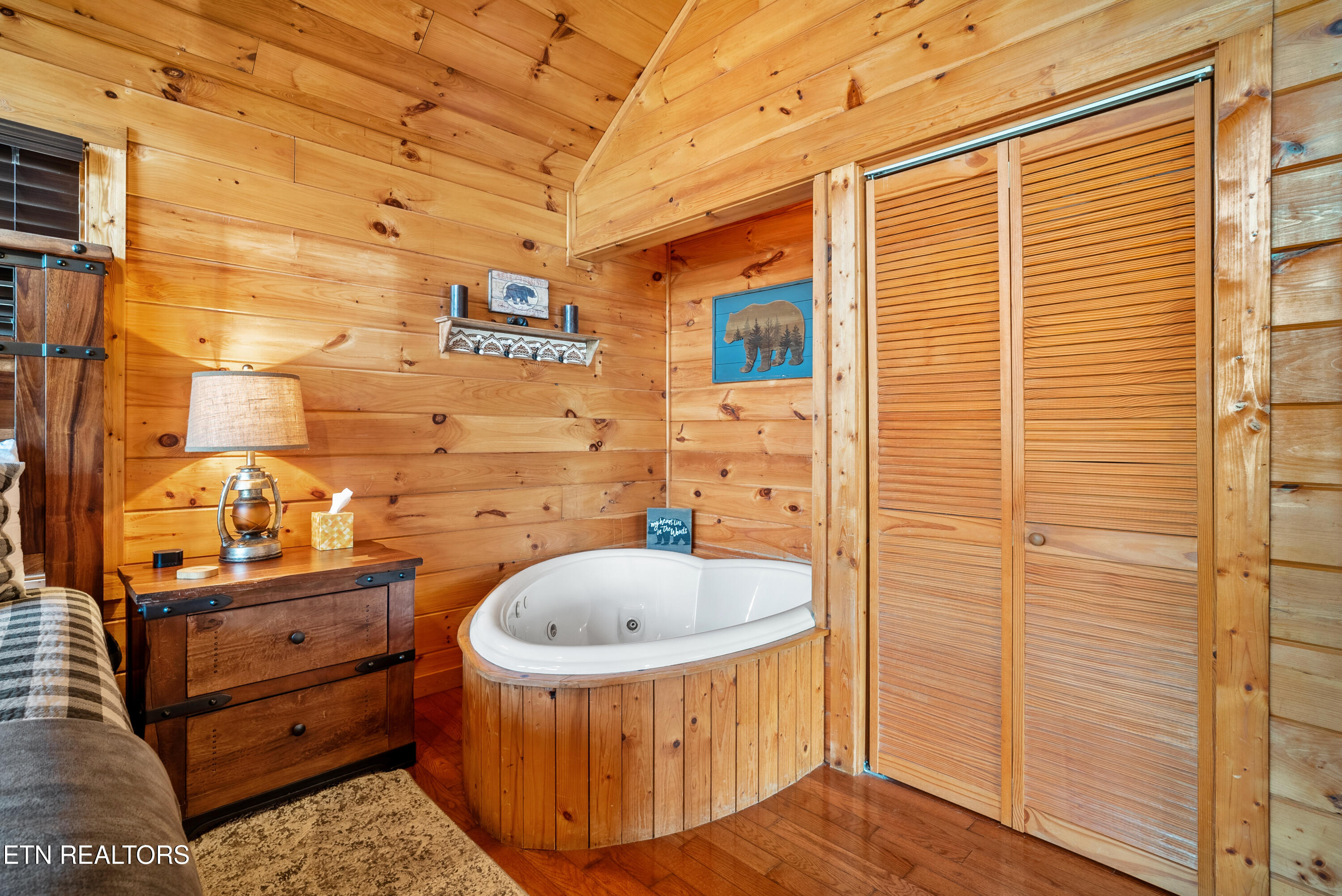 3290 Emerald Springs Loop Sevierville TN 37862
