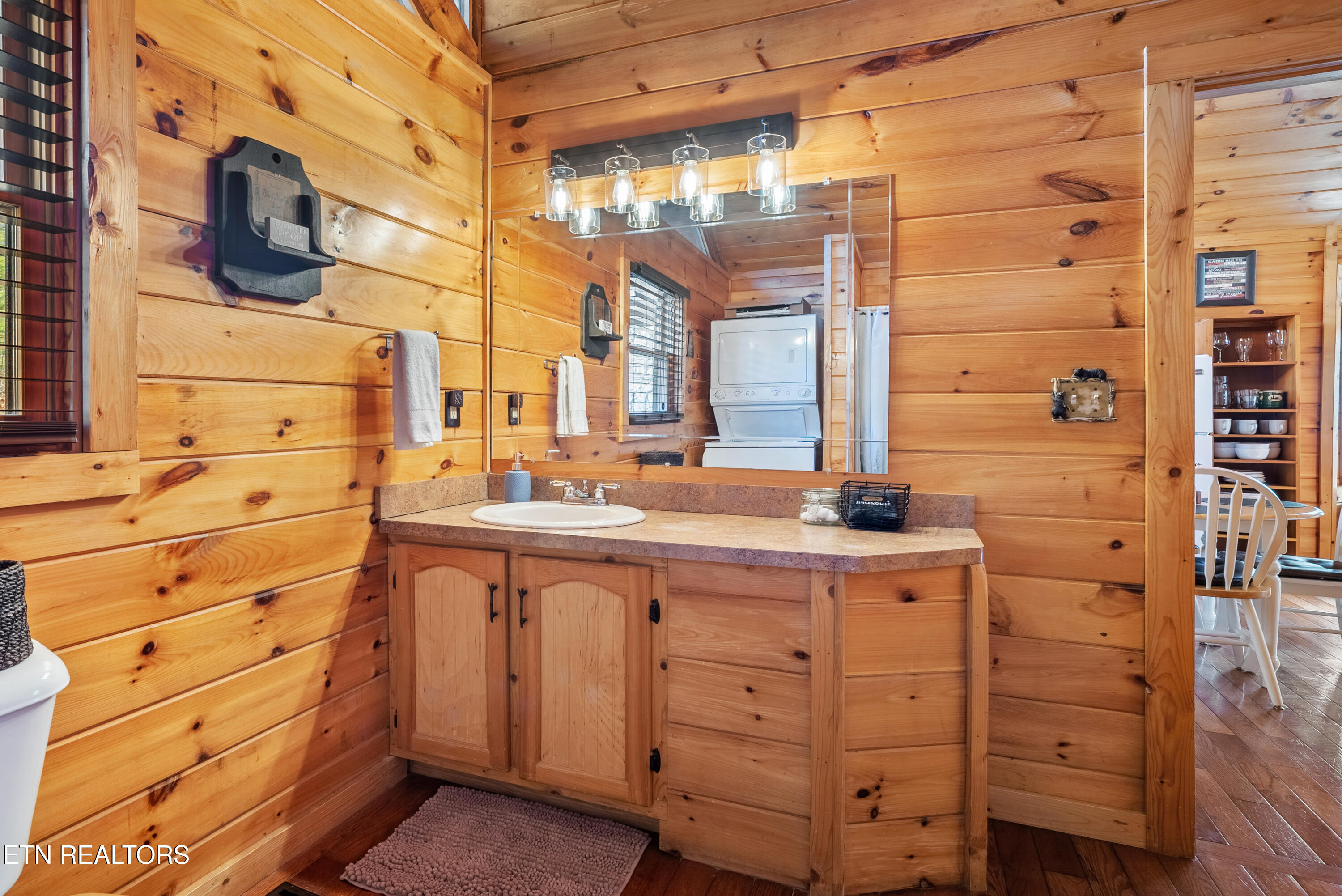3290 Emerald Springs Loop Sevierville TN 37862