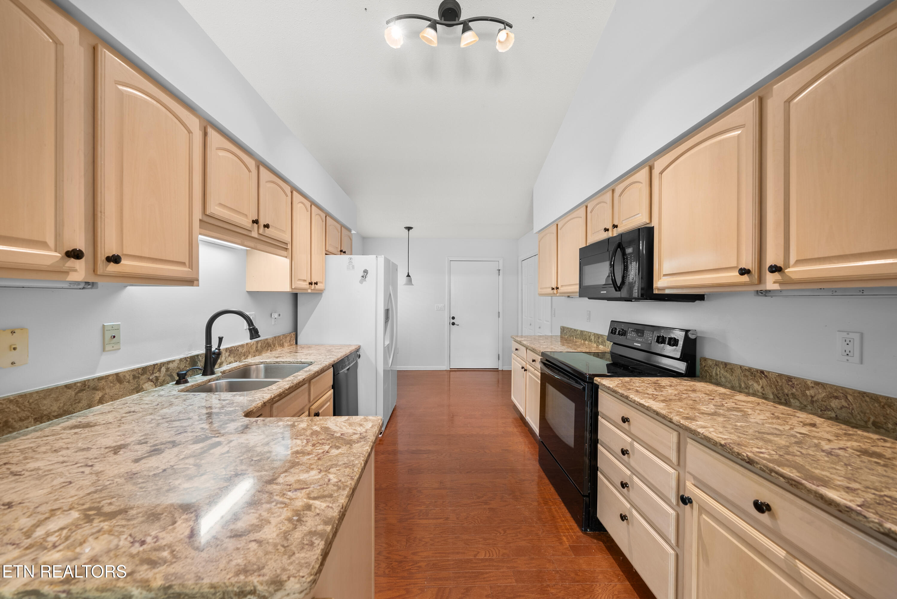 180 Cromwell Lane Fairfield Glade TN 38558