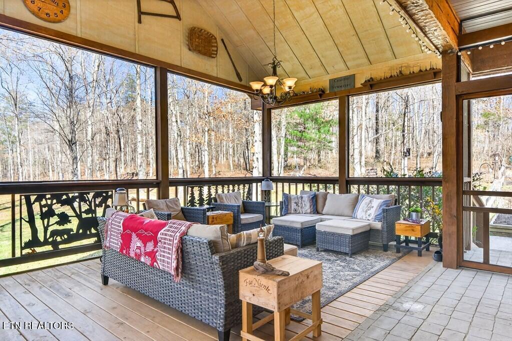 499 Hemlock Lane Spencer TN 38585