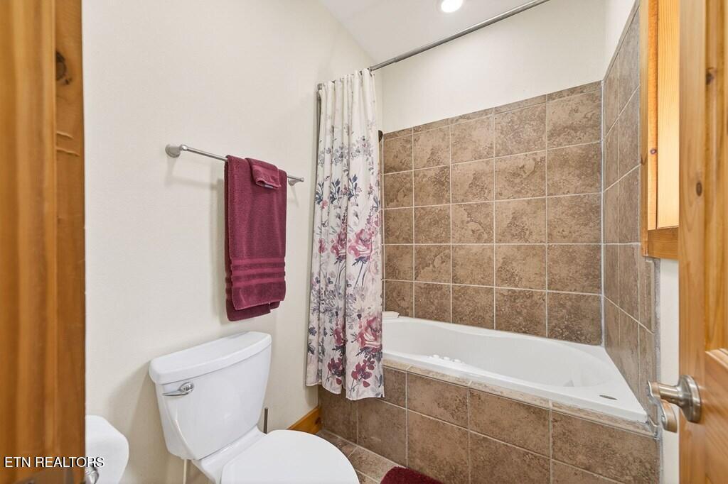 499 Hemlock Lane Spencer TN 38585