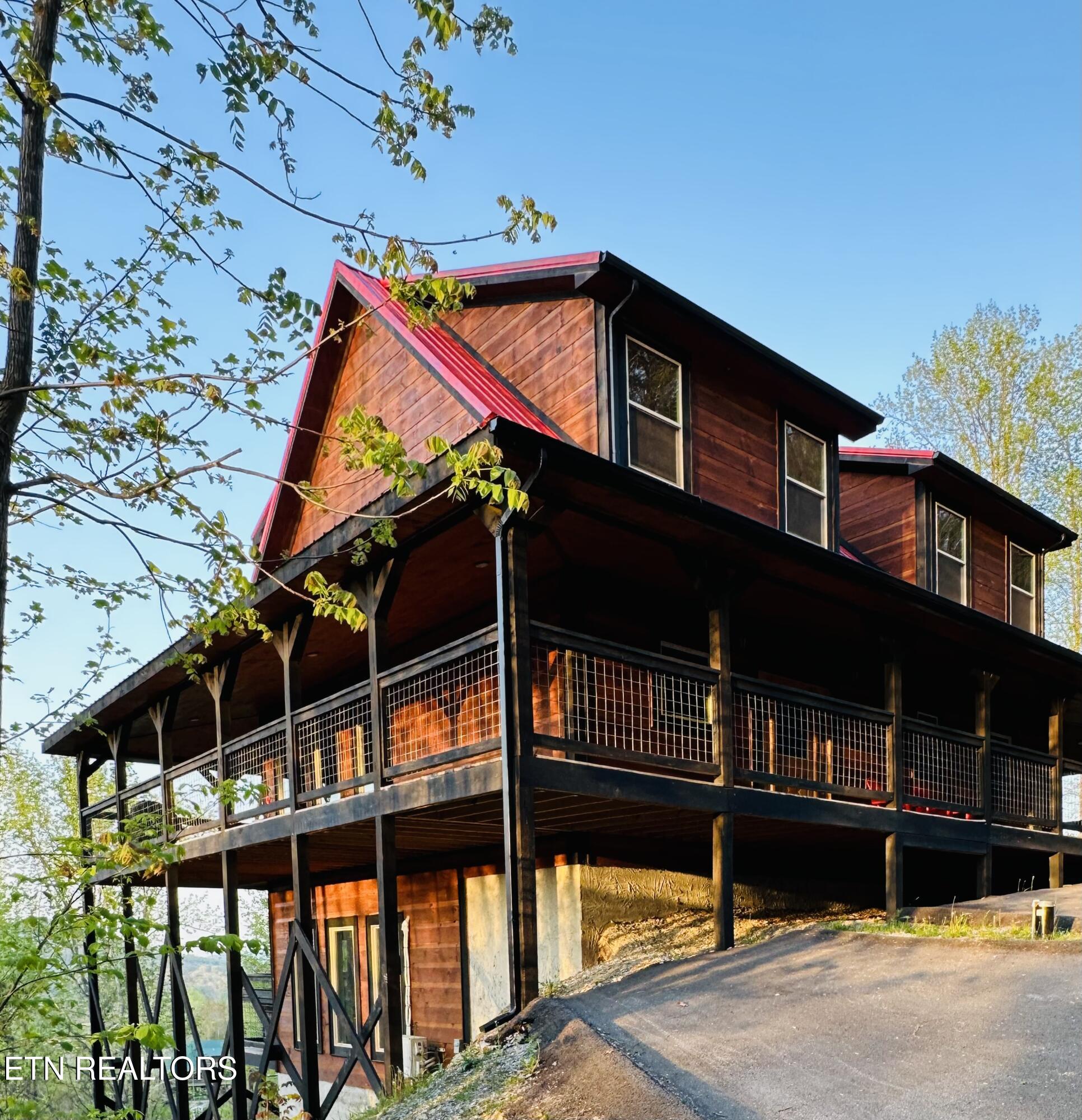 3305 Red Wolfe Road Sevierville TN 37862
