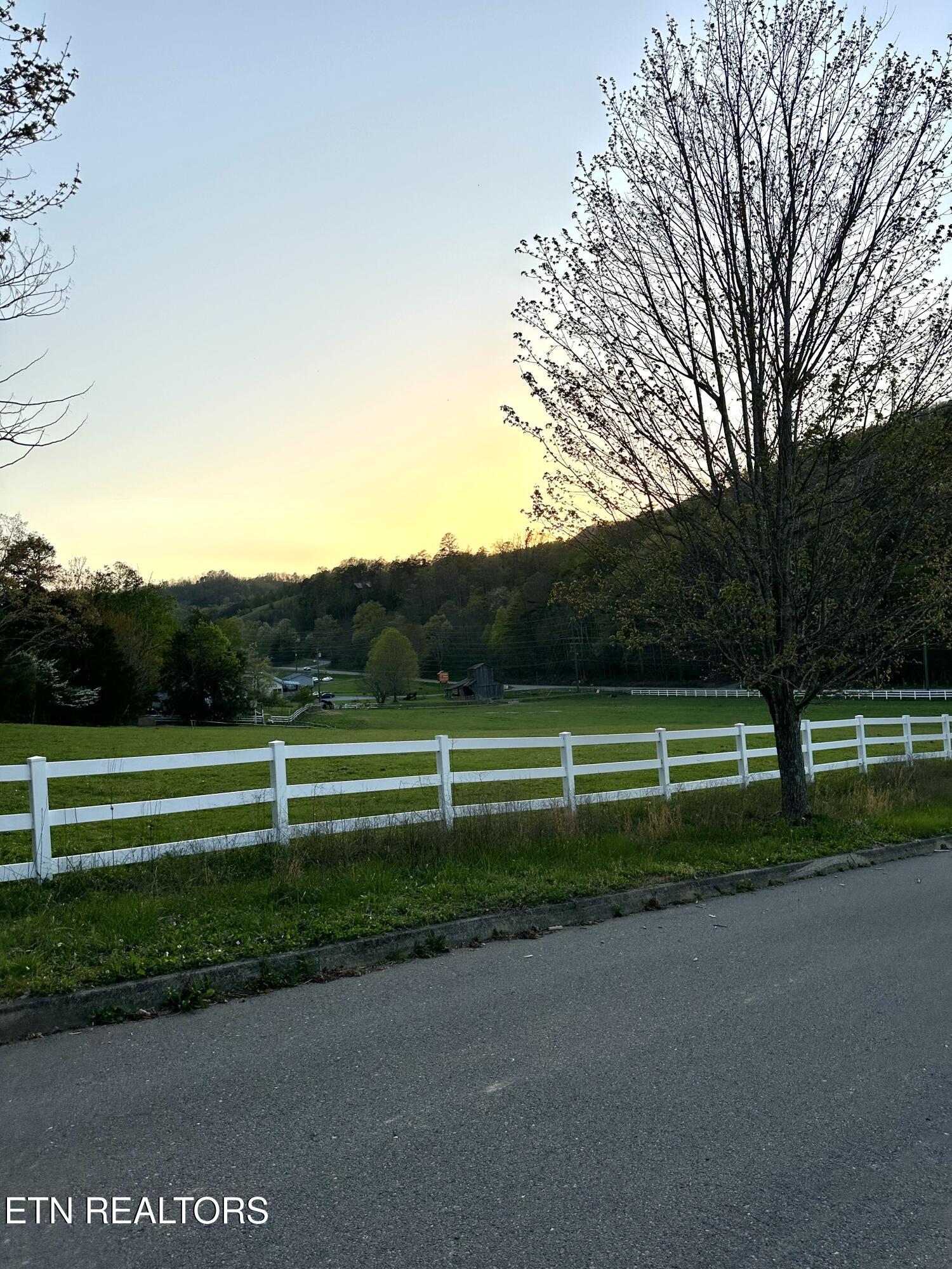 3305 Red Wolfe Road Sevierville TN 37862
