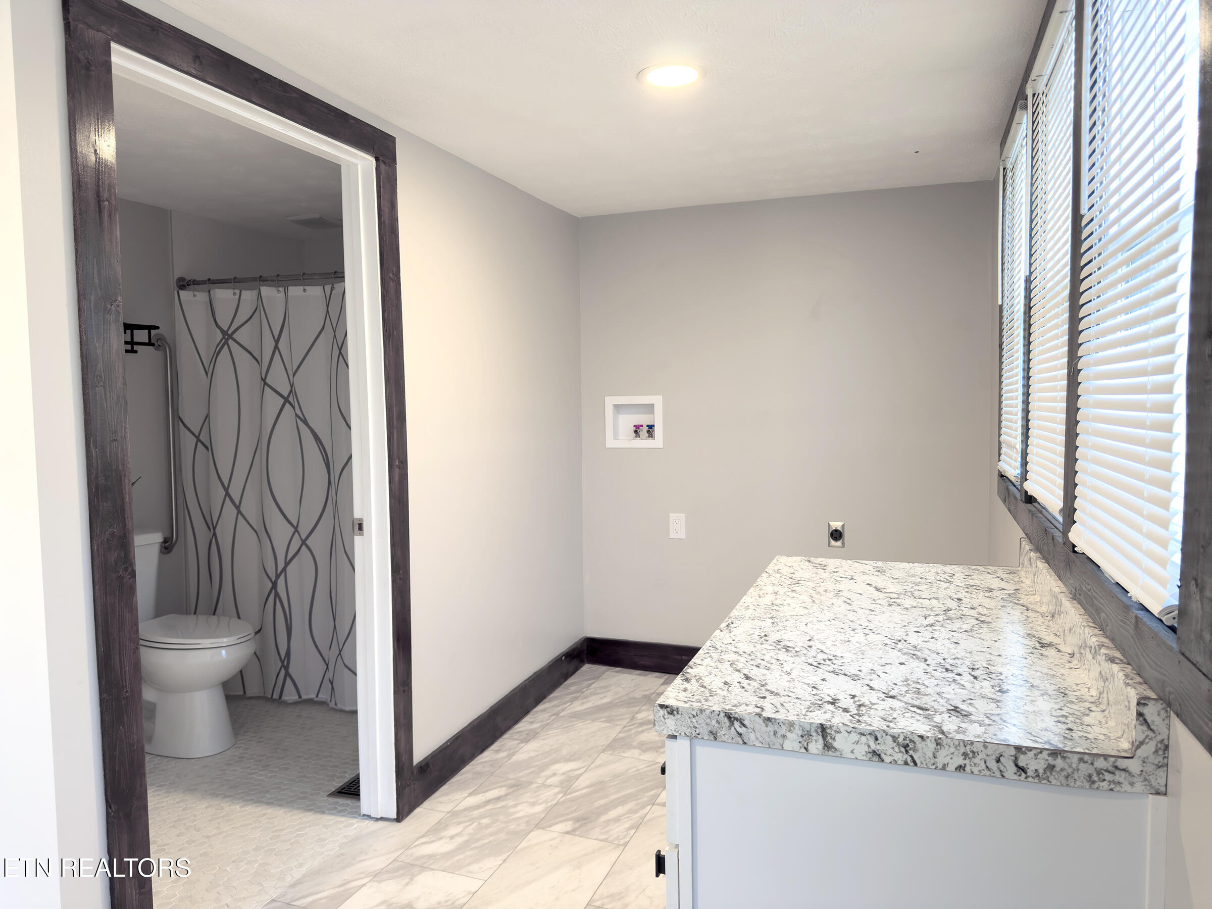124 E Churchwell Avenue Knoxville TN 37917