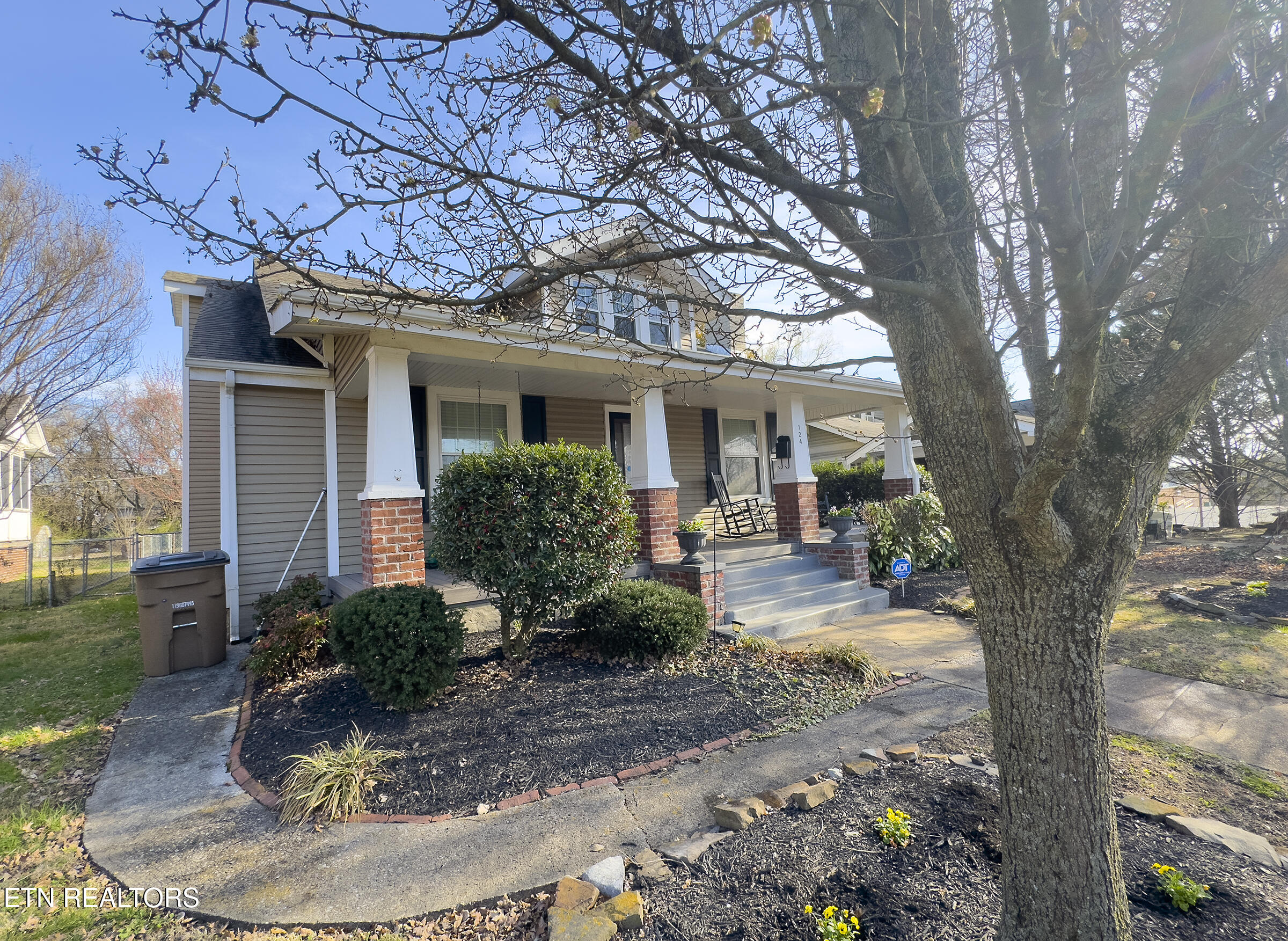 124 E Churchwell Avenue Knoxville TN 37917