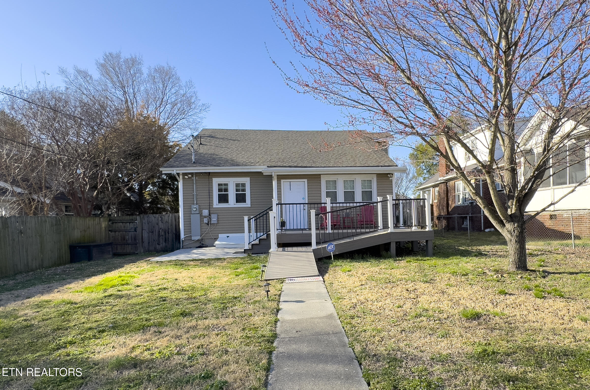 124 E Churchwell Avenue Knoxville TN 37917