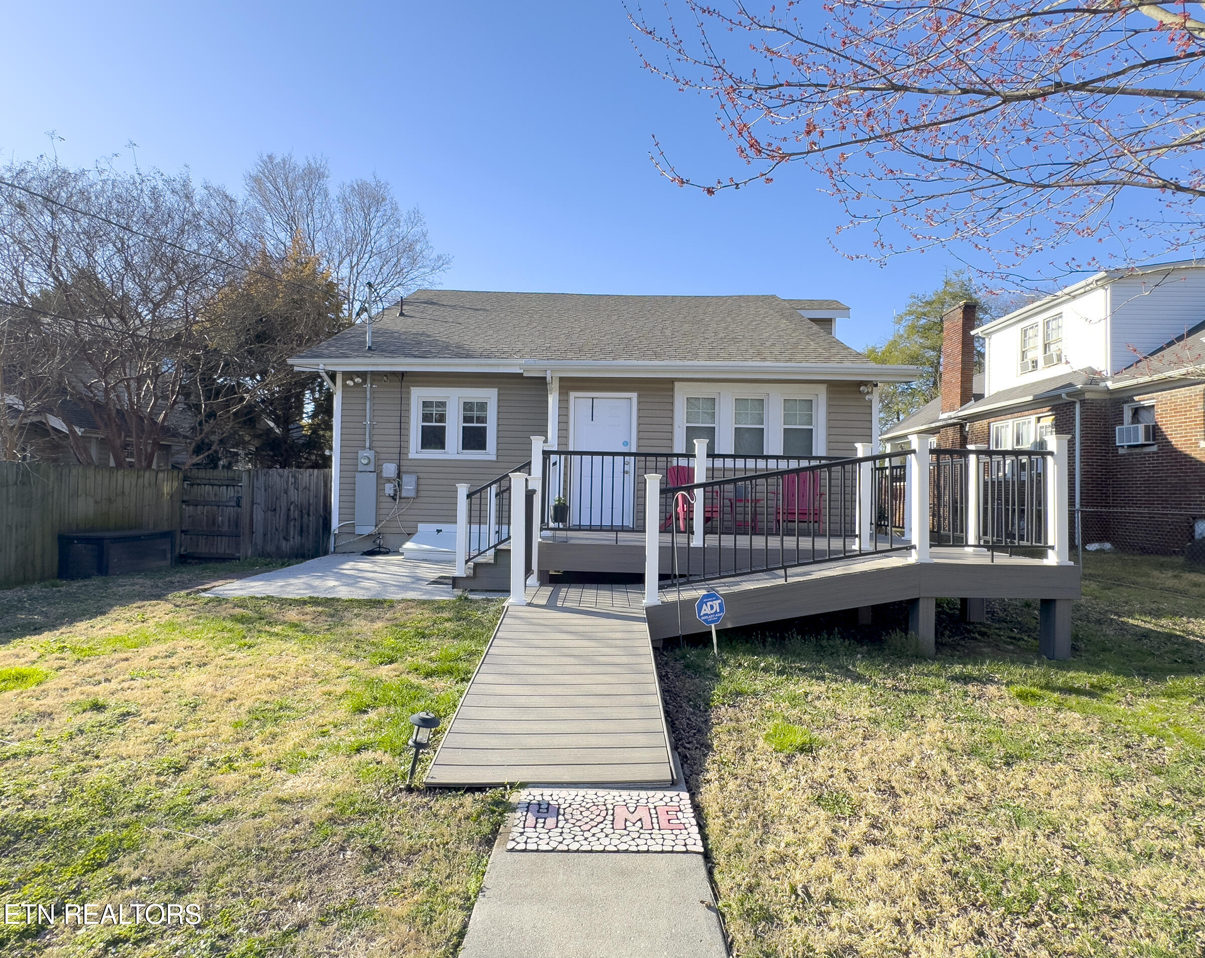 124 E Churchwell Avenue Knoxville TN 37917