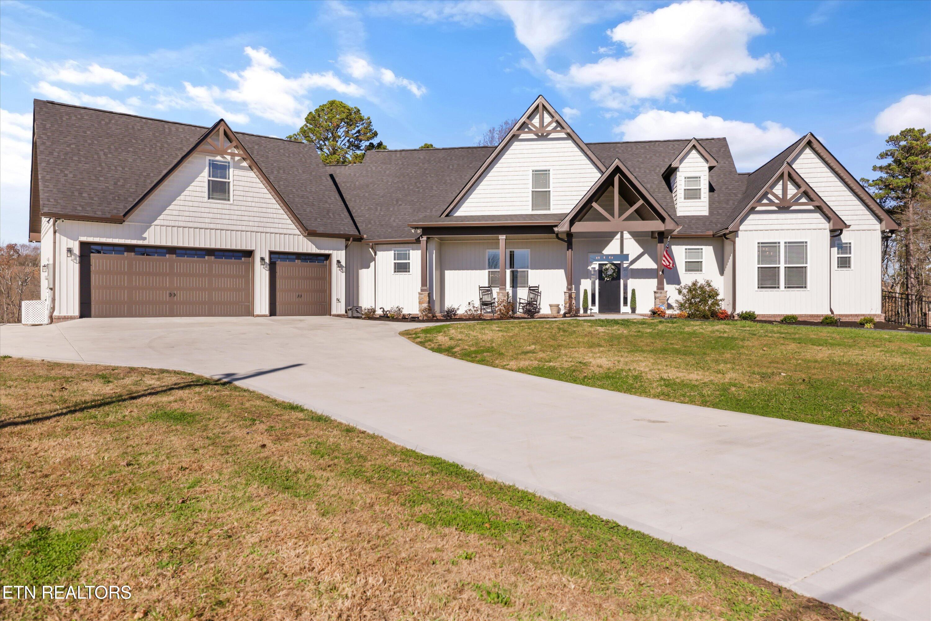 8521 Reed Road Powell TN 37849