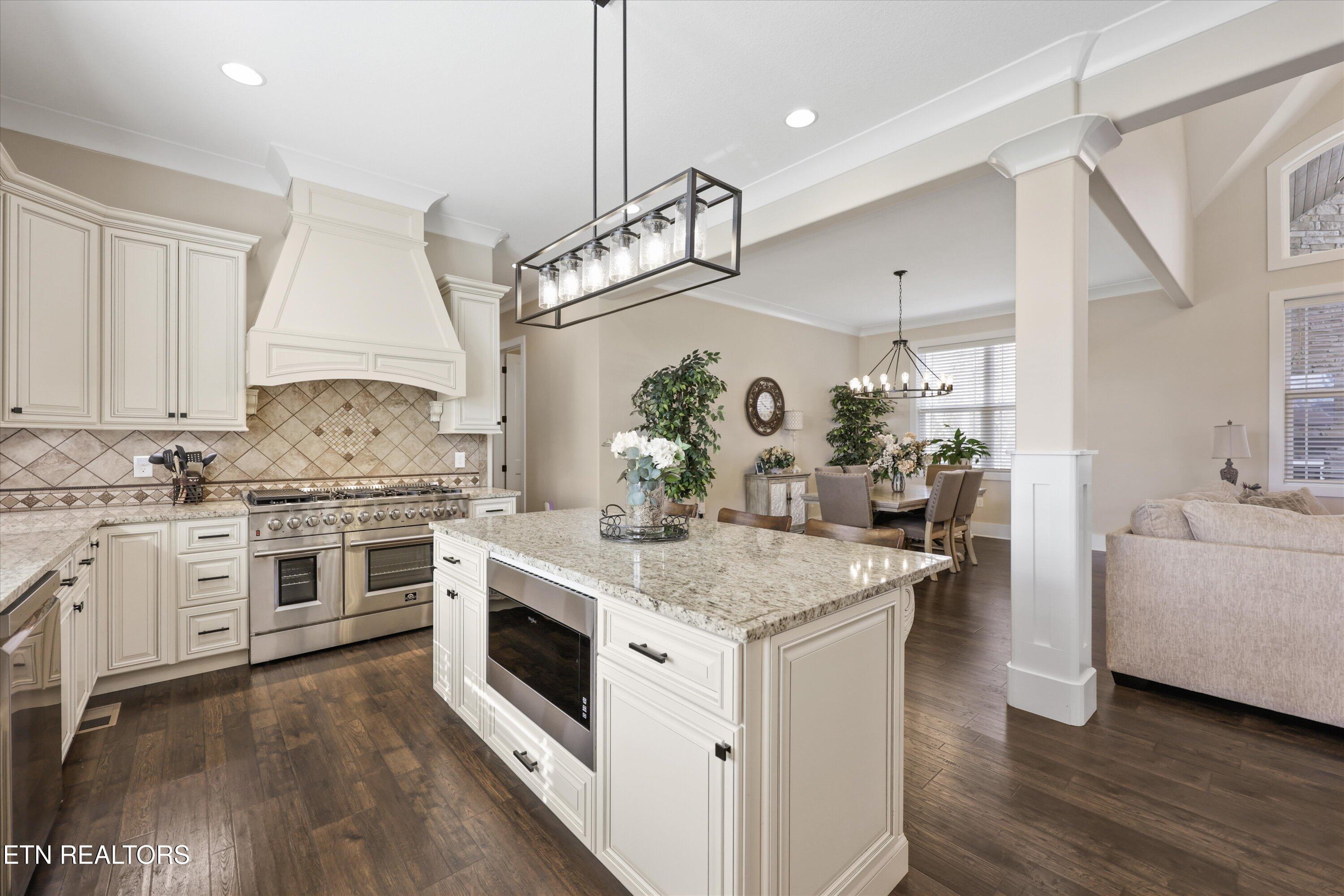 8521 Reed Road Powell TN 37849