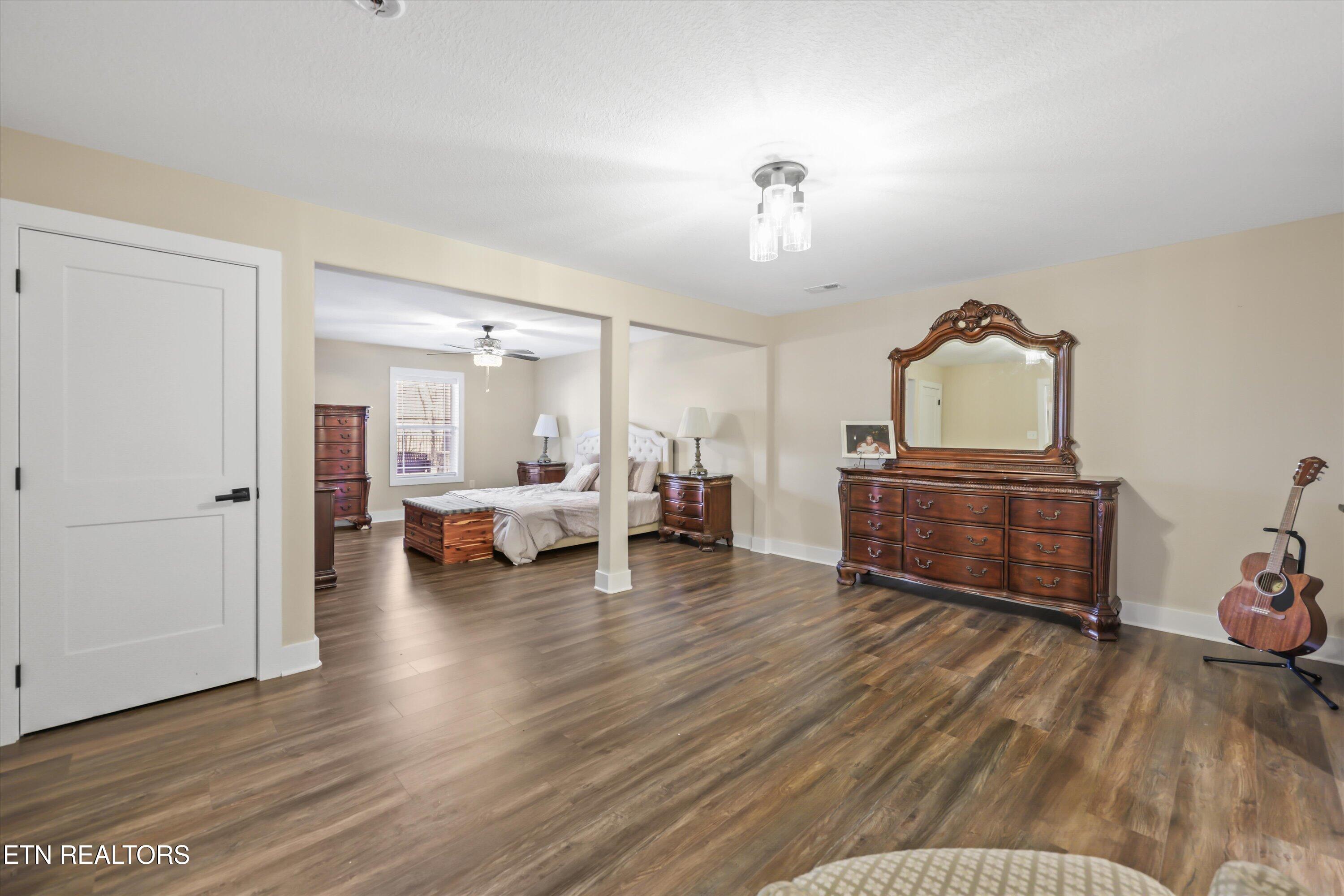 8521 Reed Road Powell TN 37849