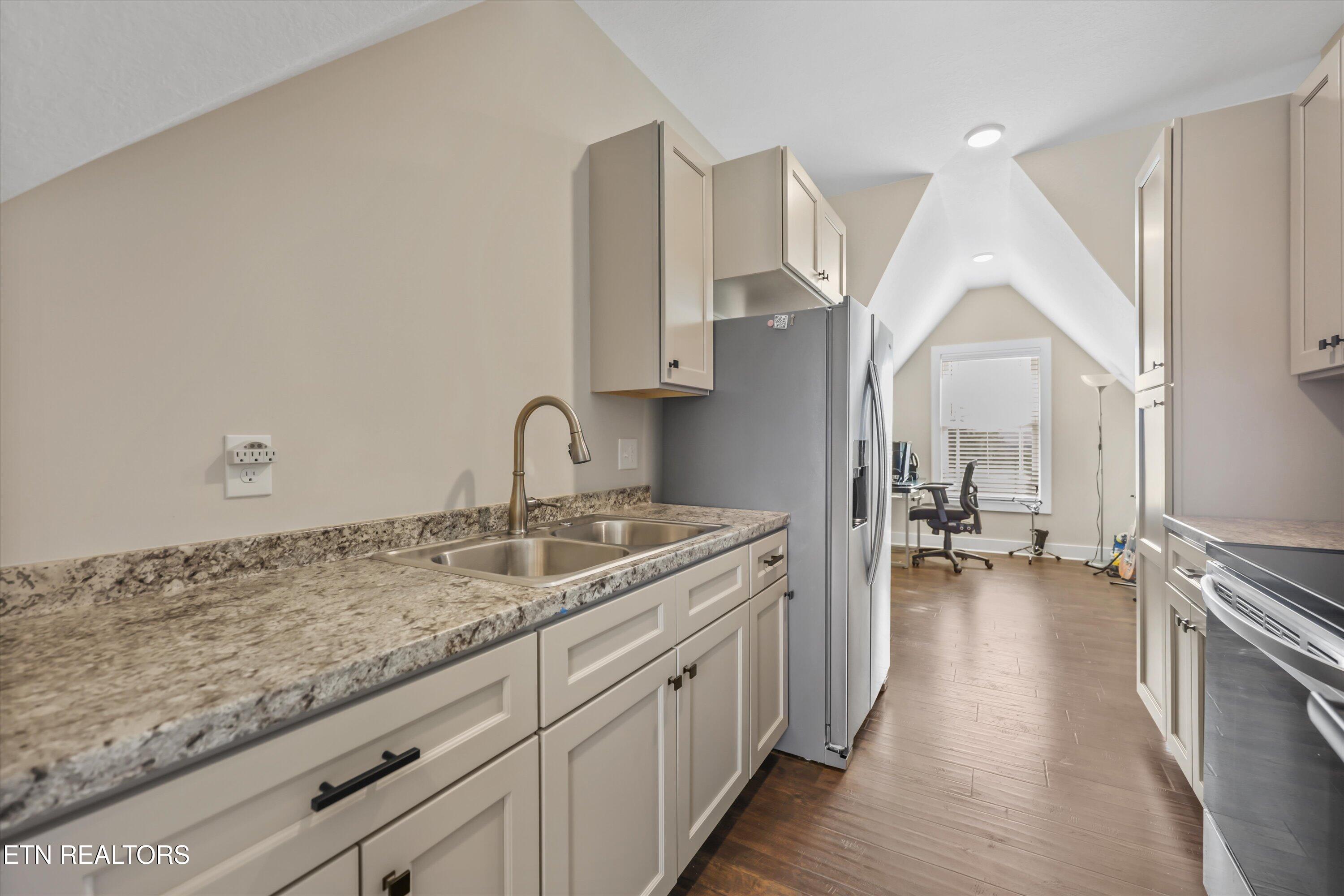 8521 Reed Road Powell TN 37849