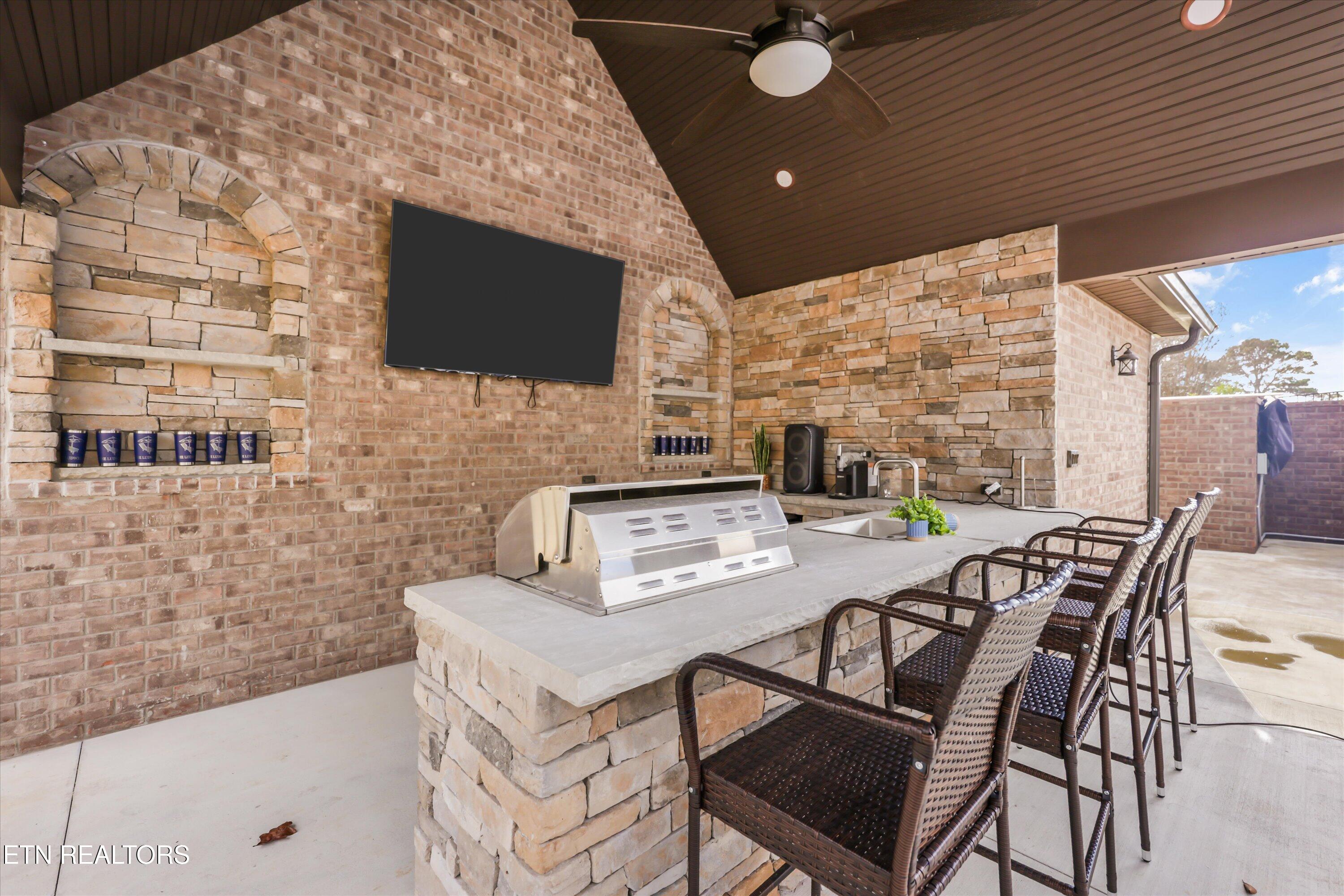 8521 Reed Road Powell TN 37849