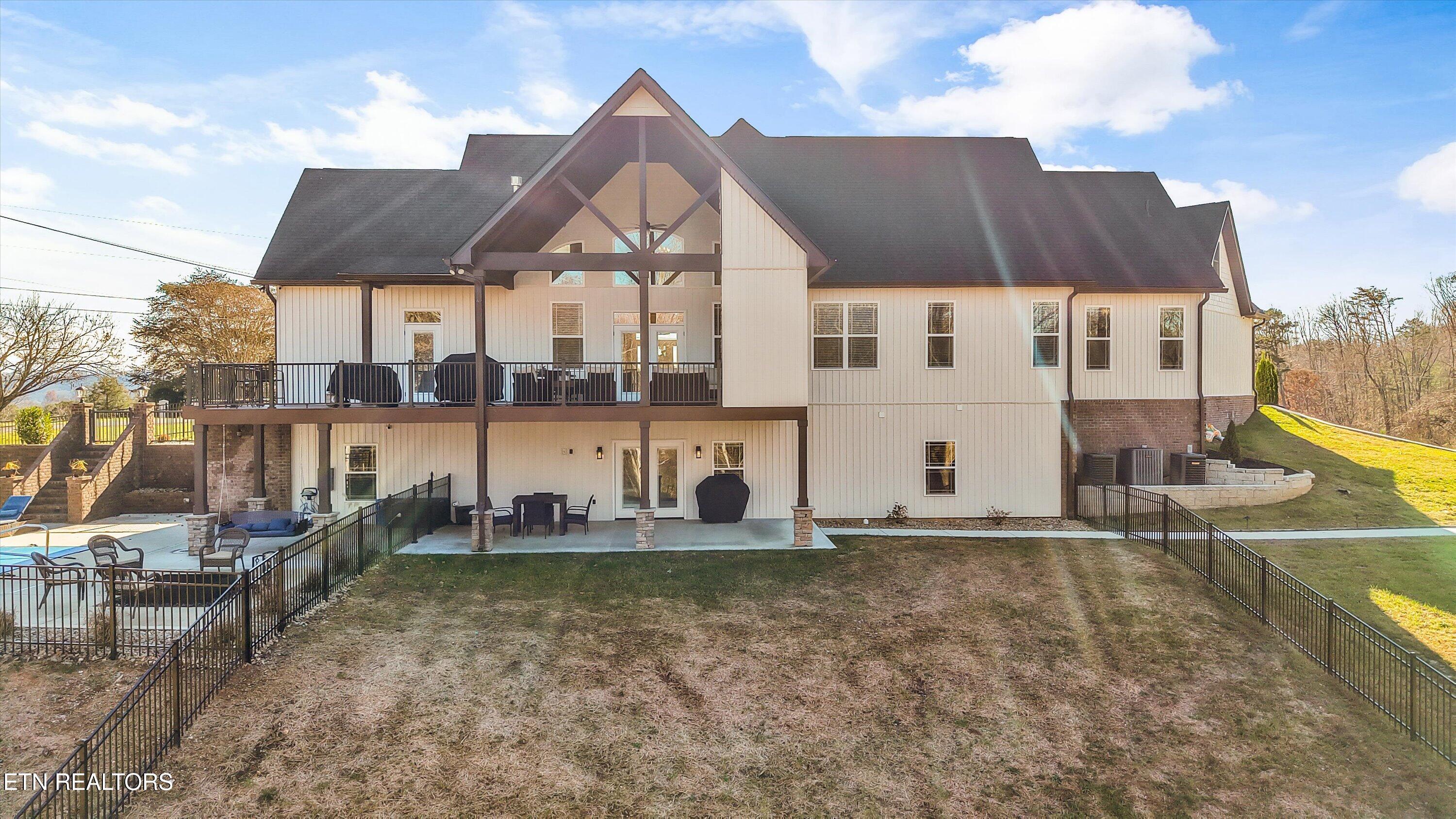 8521 Reed Road Powell TN 37849