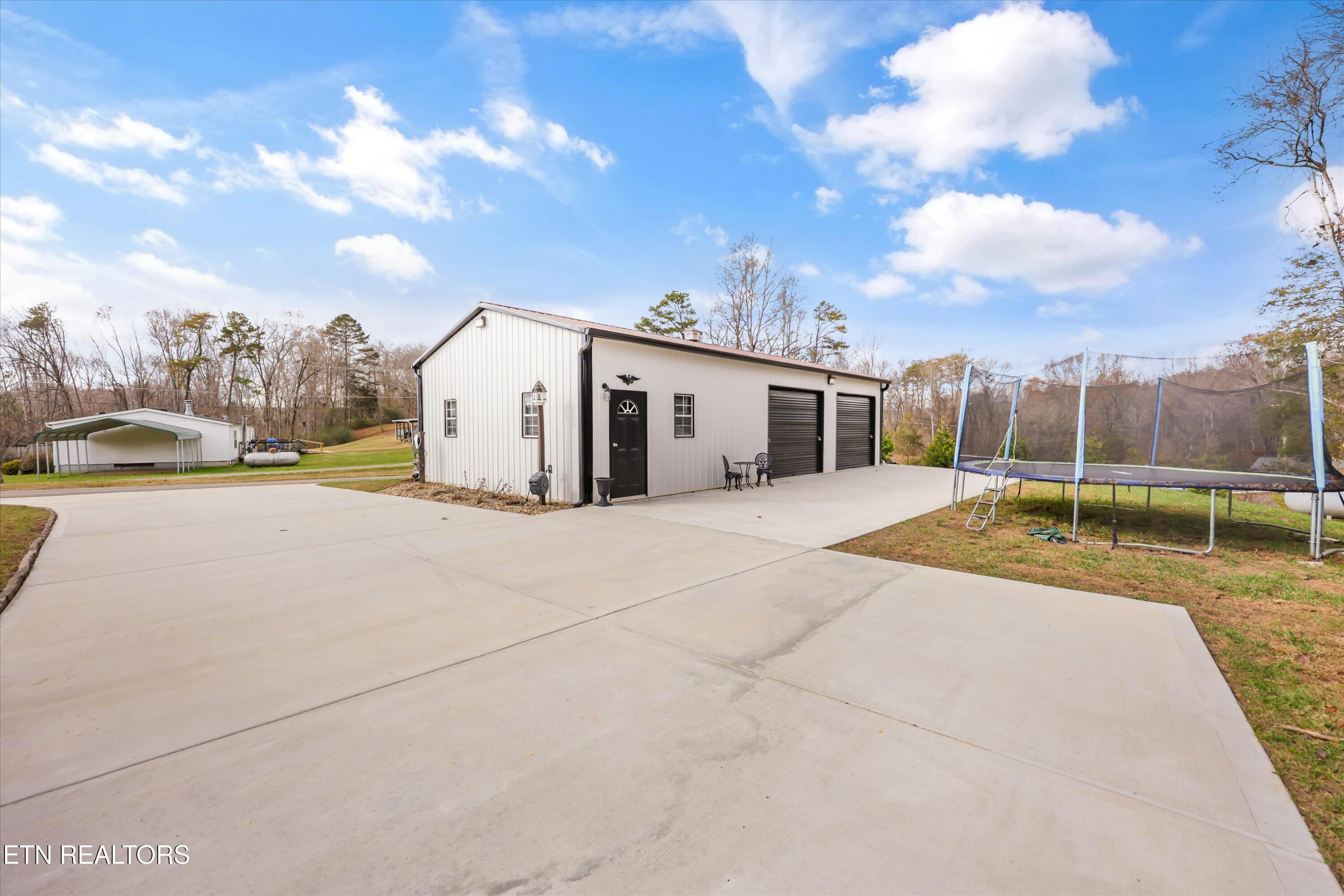 8521 Reed Road Powell TN 37849