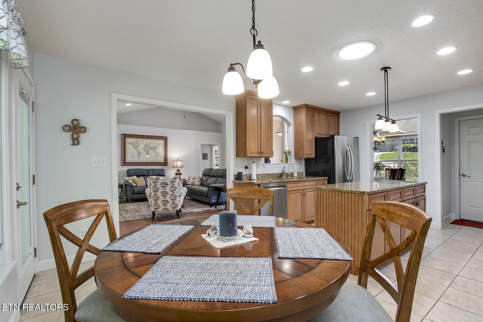 309 Oostanali Circle Loudon TN 37774