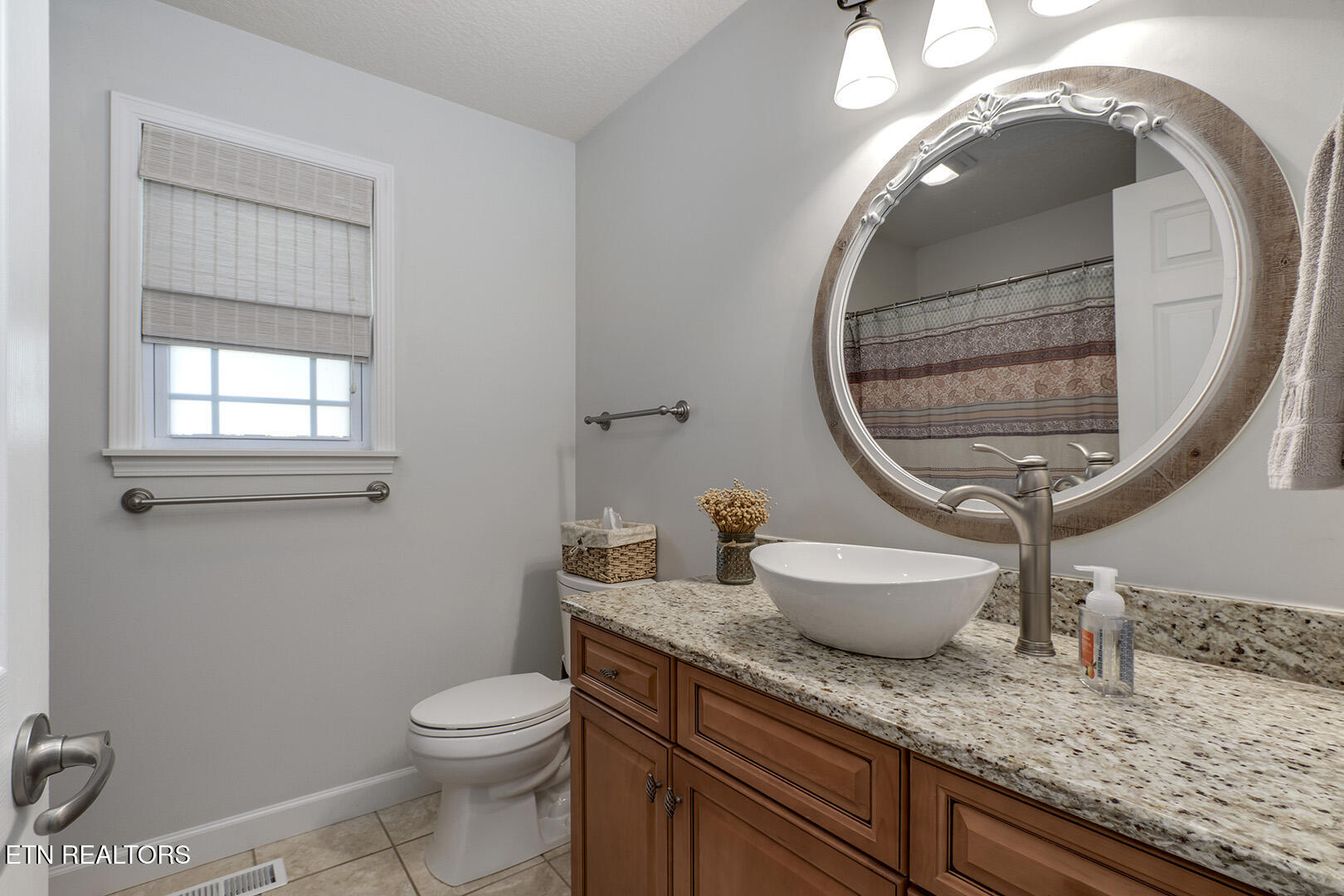 309 Oostanali Circle Loudon TN 37774