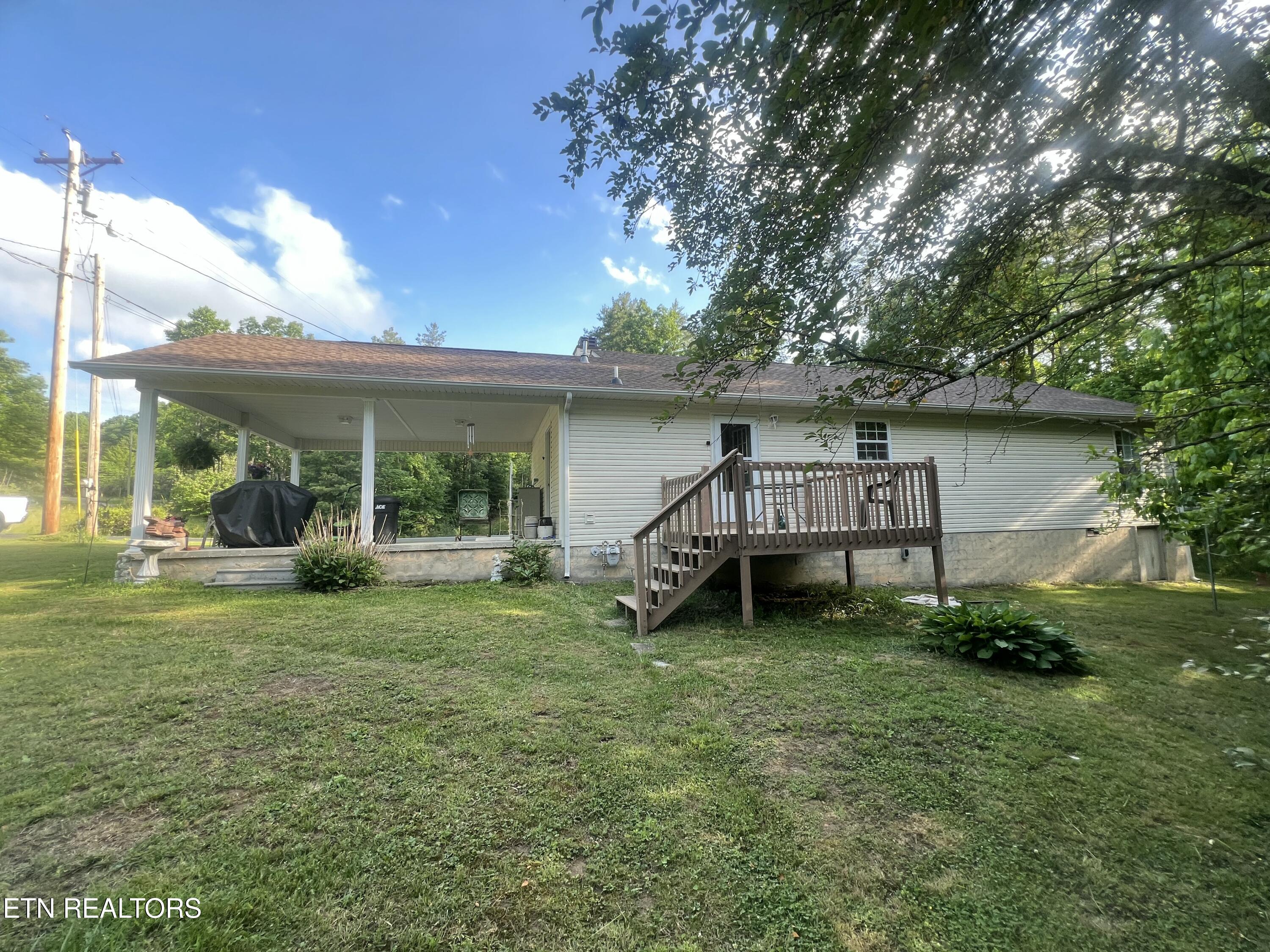 6849 Morgan Co Highway Lancing TN 37770