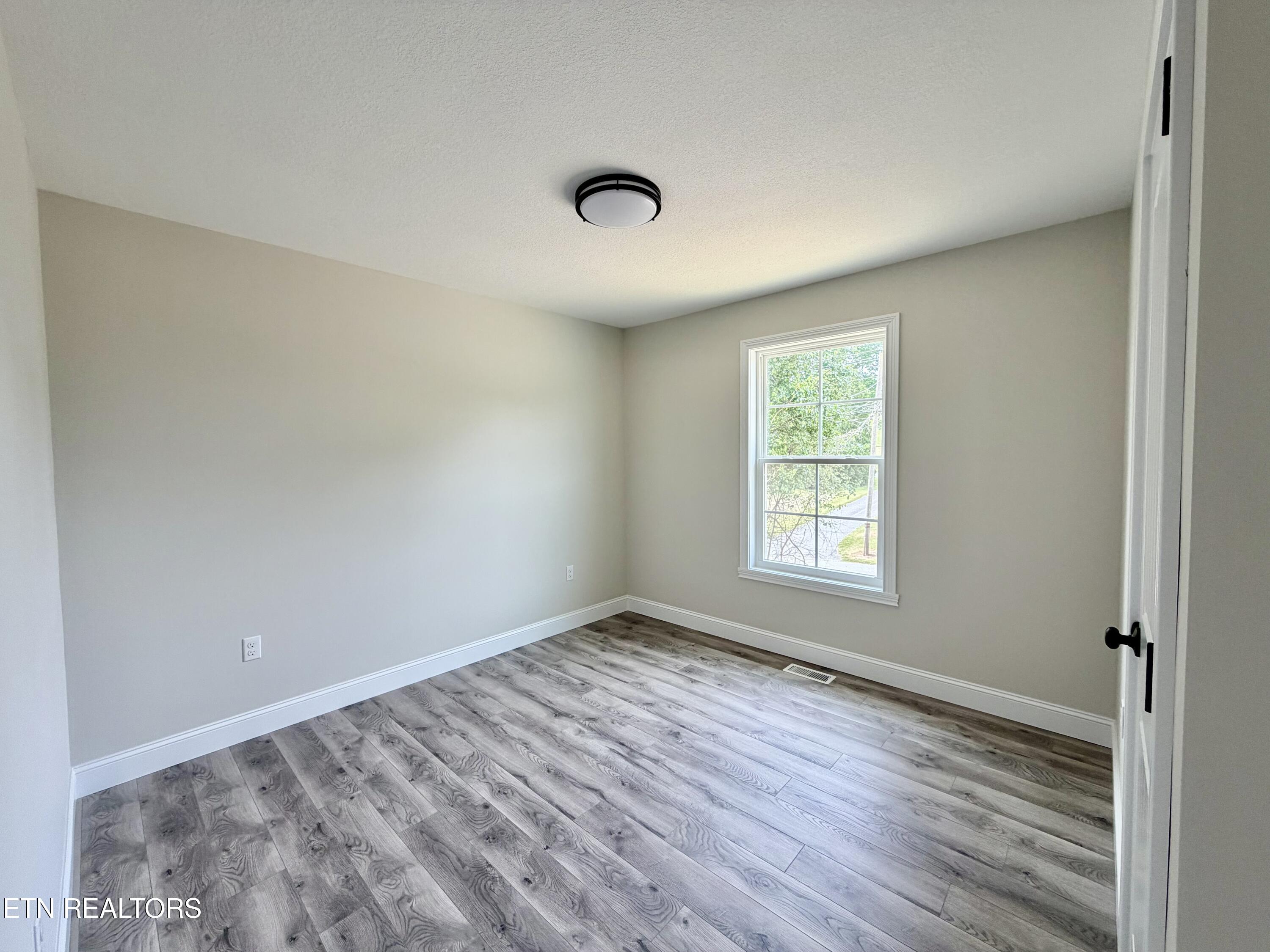 160 Dogwood Heights Drive Tazewell TN 37879