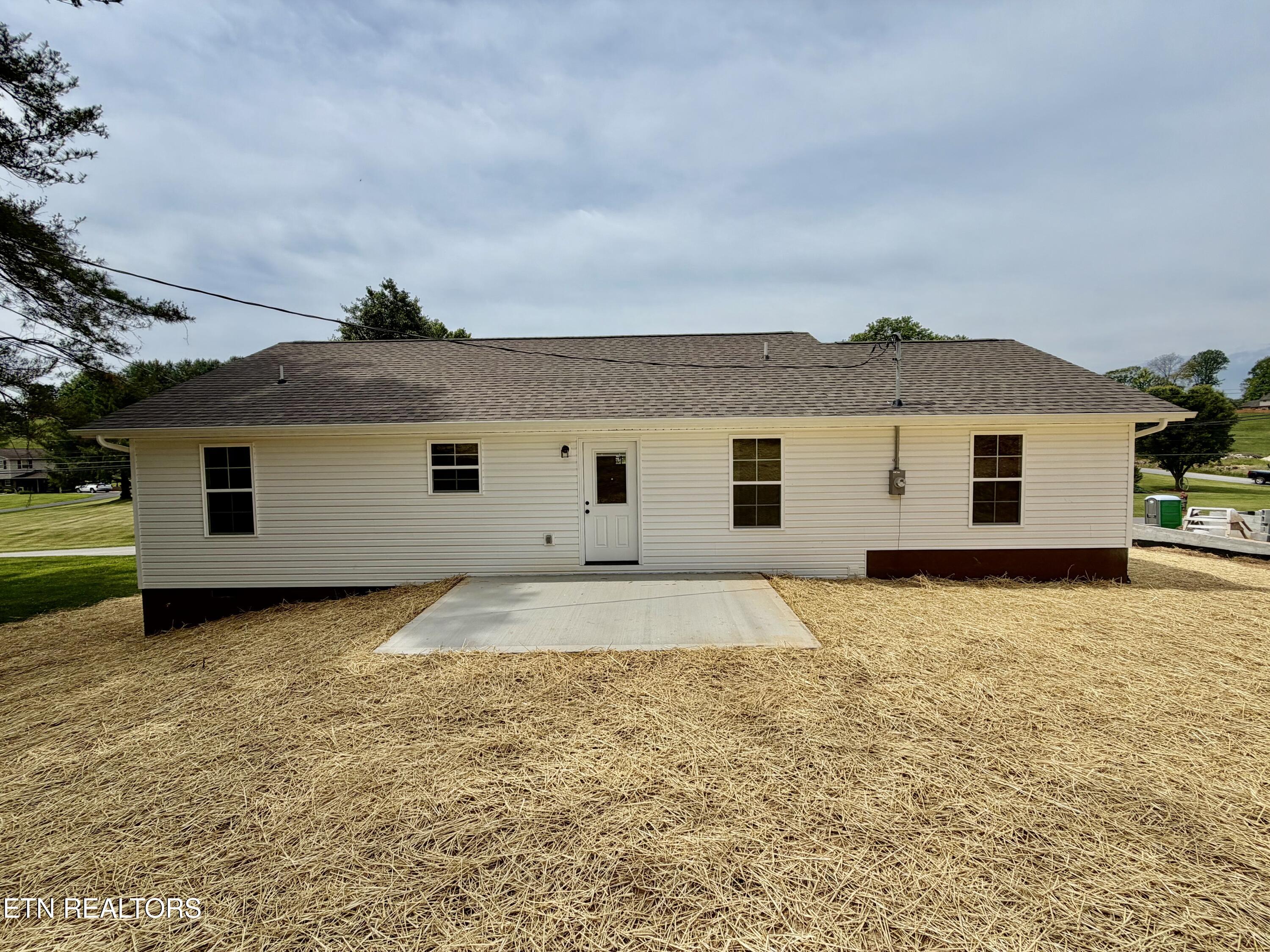 160 Dogwood Heights Drive Tazewell TN 37879