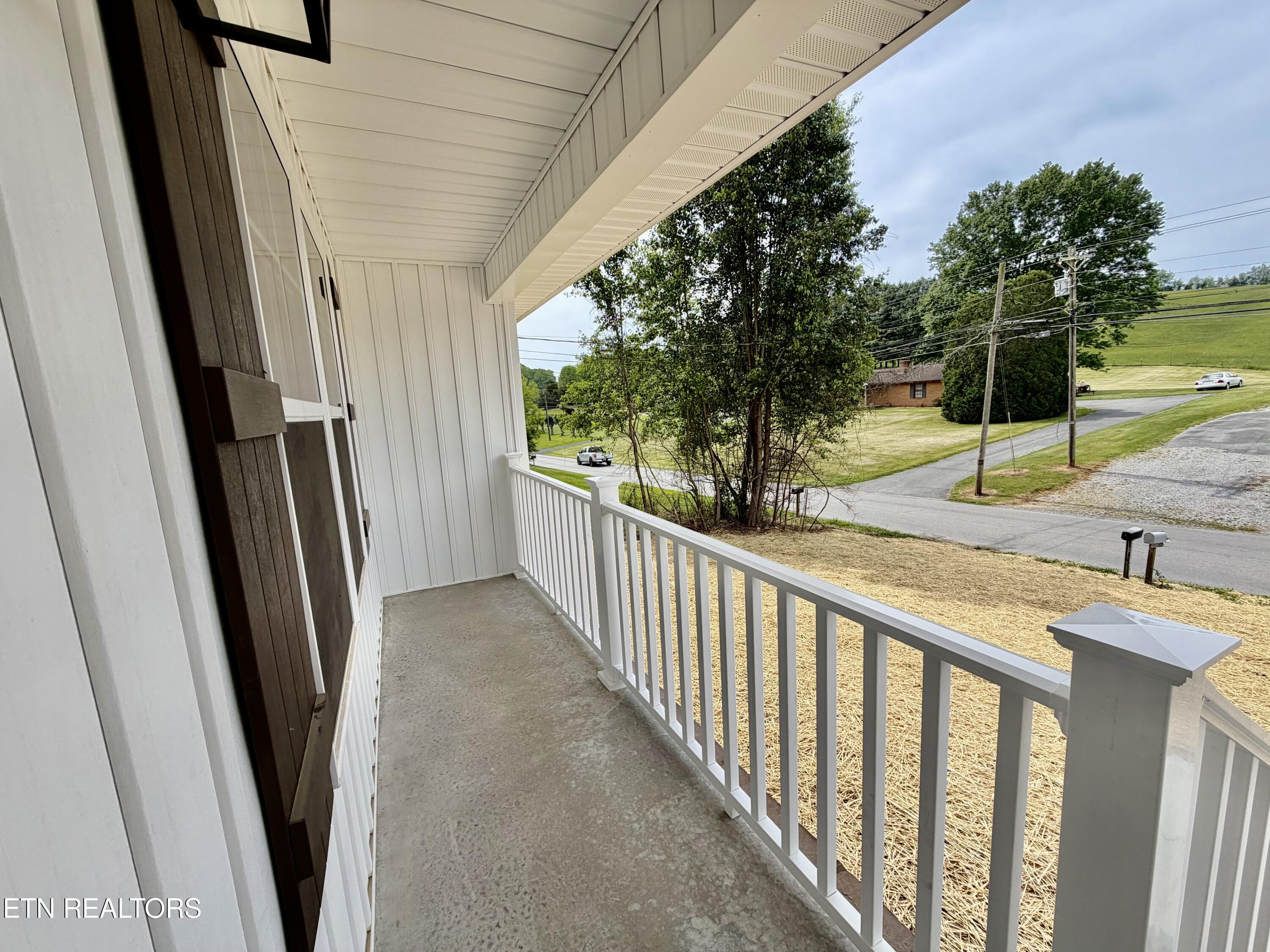 160 Dogwood Heights Drive Tazewell TN 37879