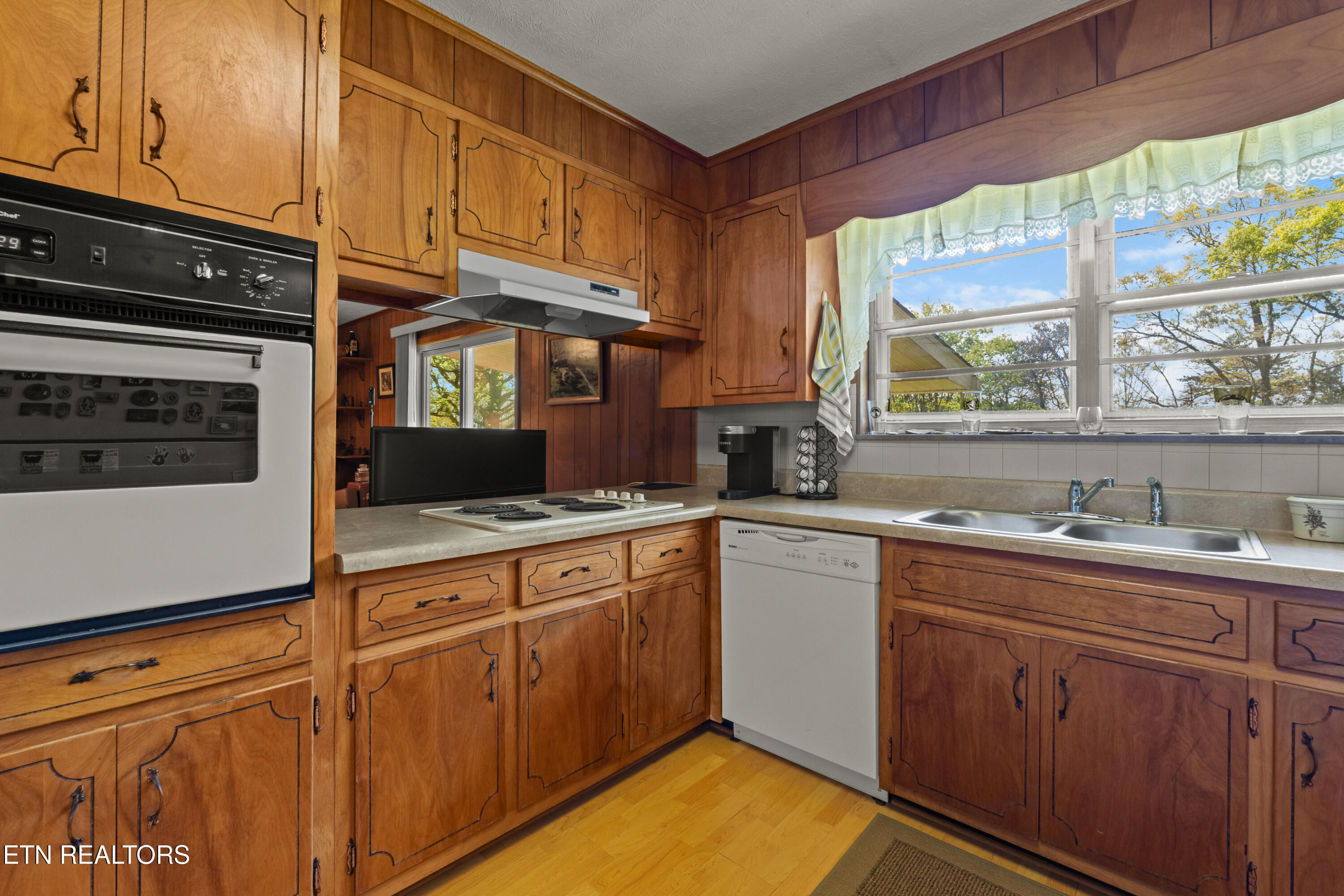 148 Green Hill Drive Vonore TN 37885