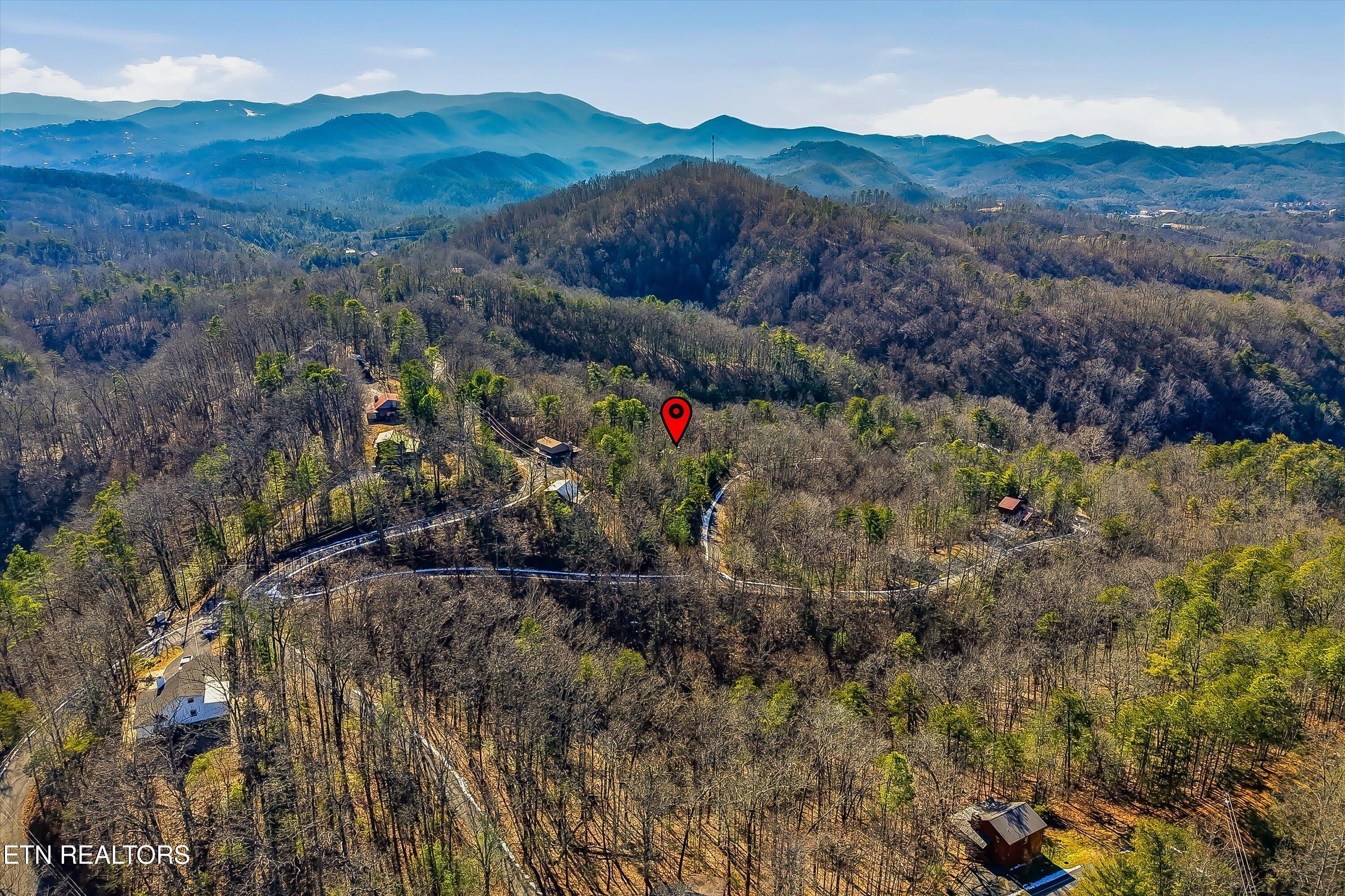1815 Taylor Way Sevierville TN 37876
