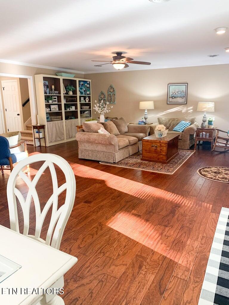 1506 Secretariat Boulevard Knoxville TN 37931