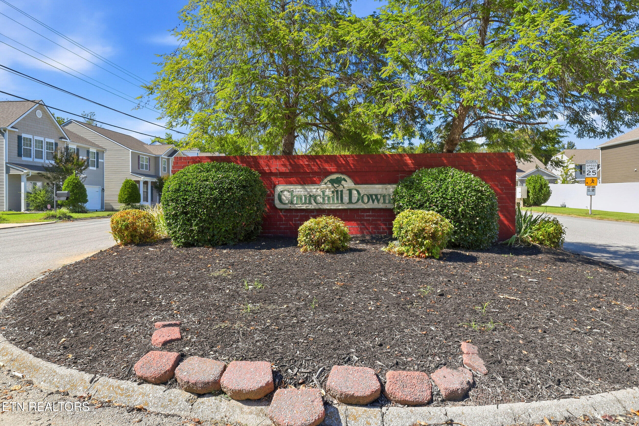 1506 Secretariat Boulevard Knoxville TN 37931
