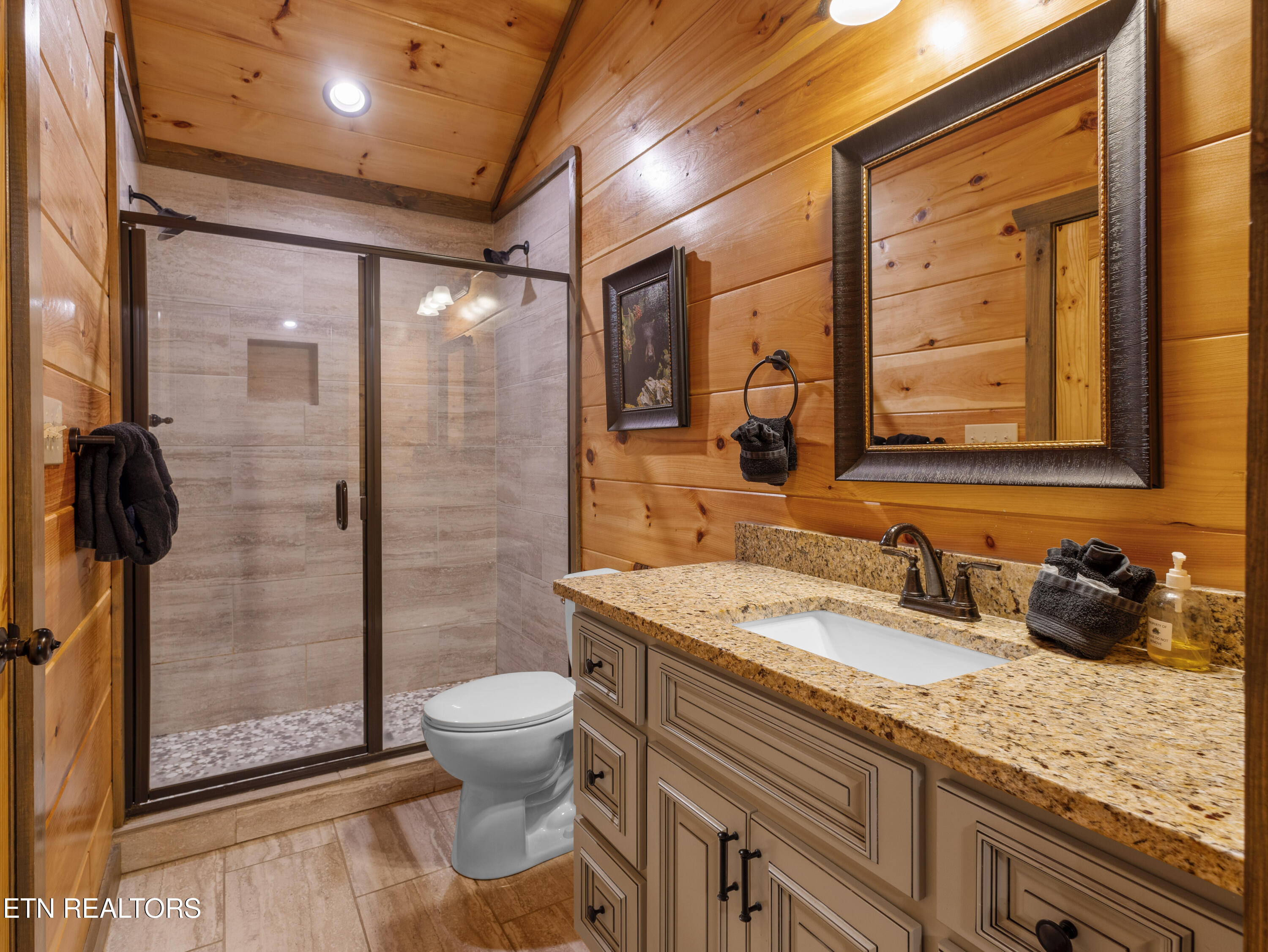 519 Edgewood Drive Drive Gatlinburg TN 37738