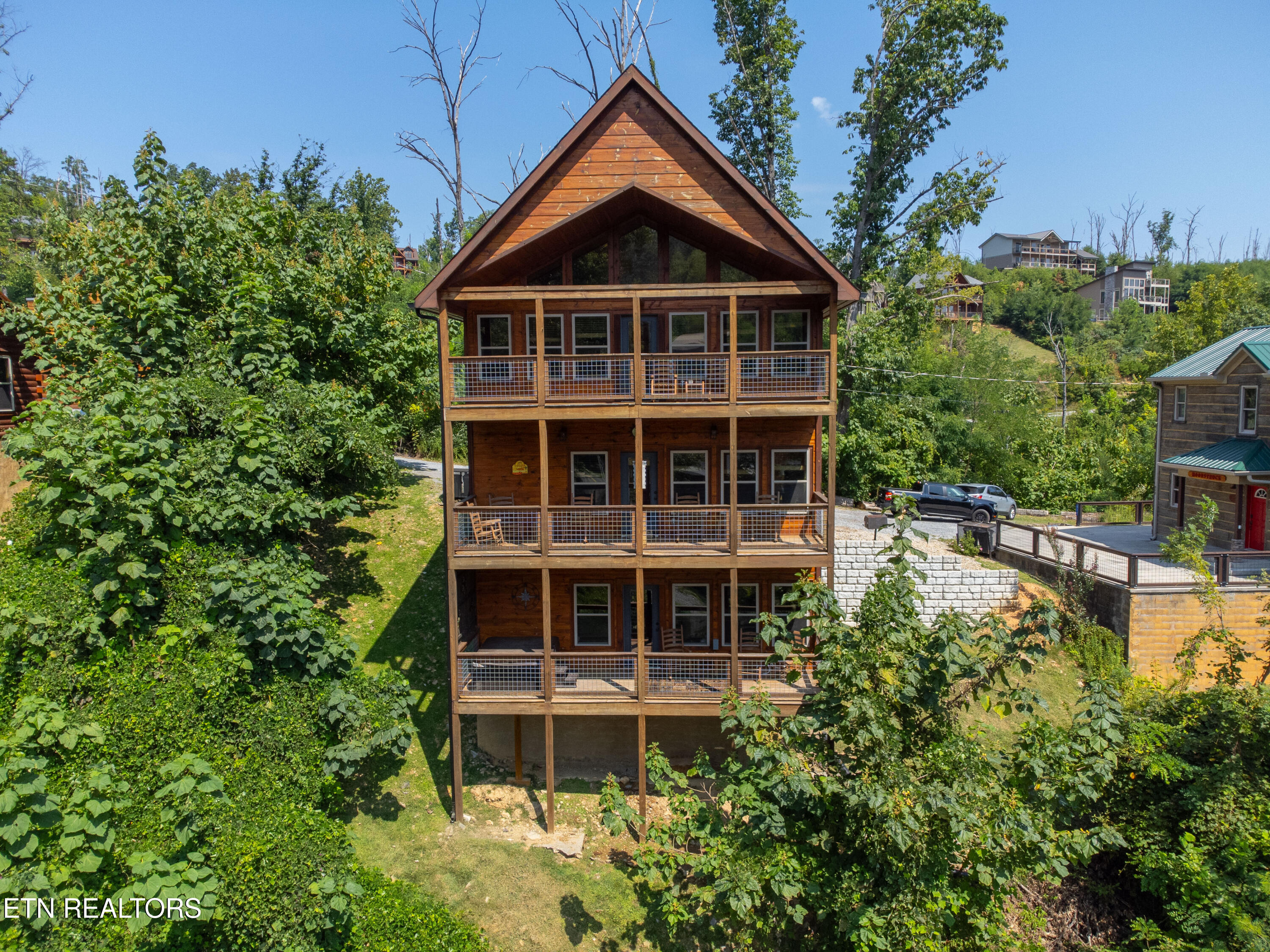 519 Edgewood Drive Drive Gatlinburg TN 37738