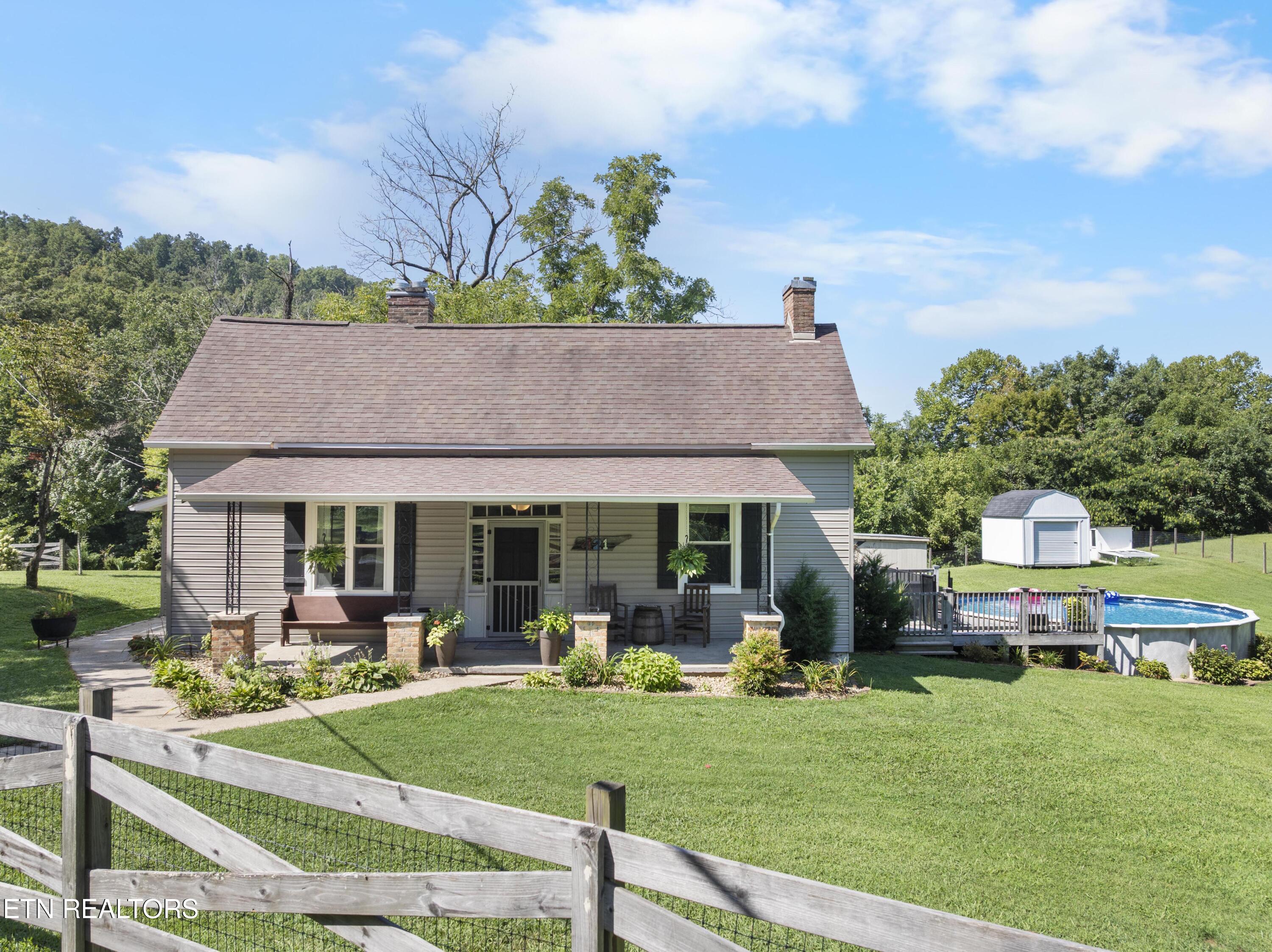421 E Brushy Valley Drive Powell TN 37849