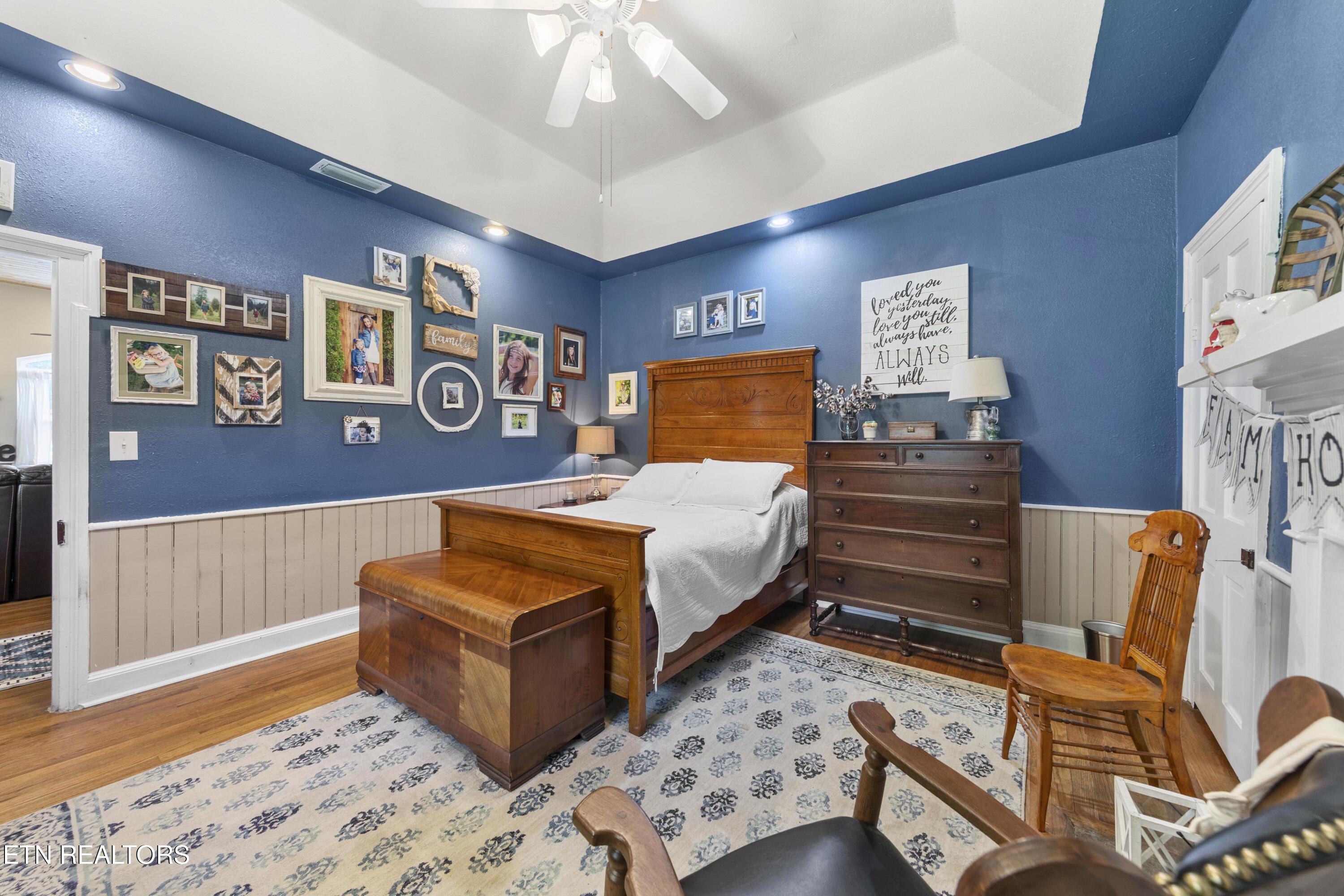 421 E Brushy Valley Drive Powell TN 37849