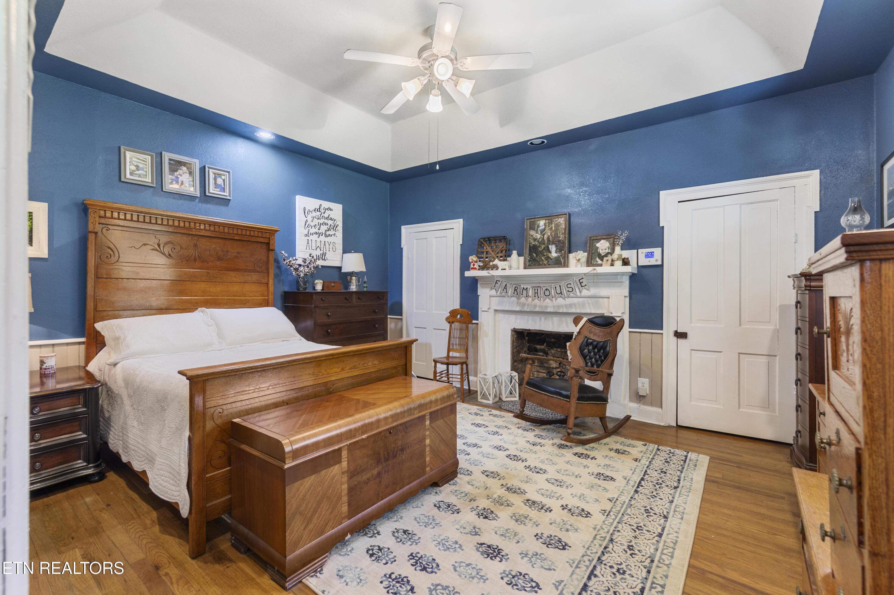 421 E Brushy Valley Drive Powell TN 37849