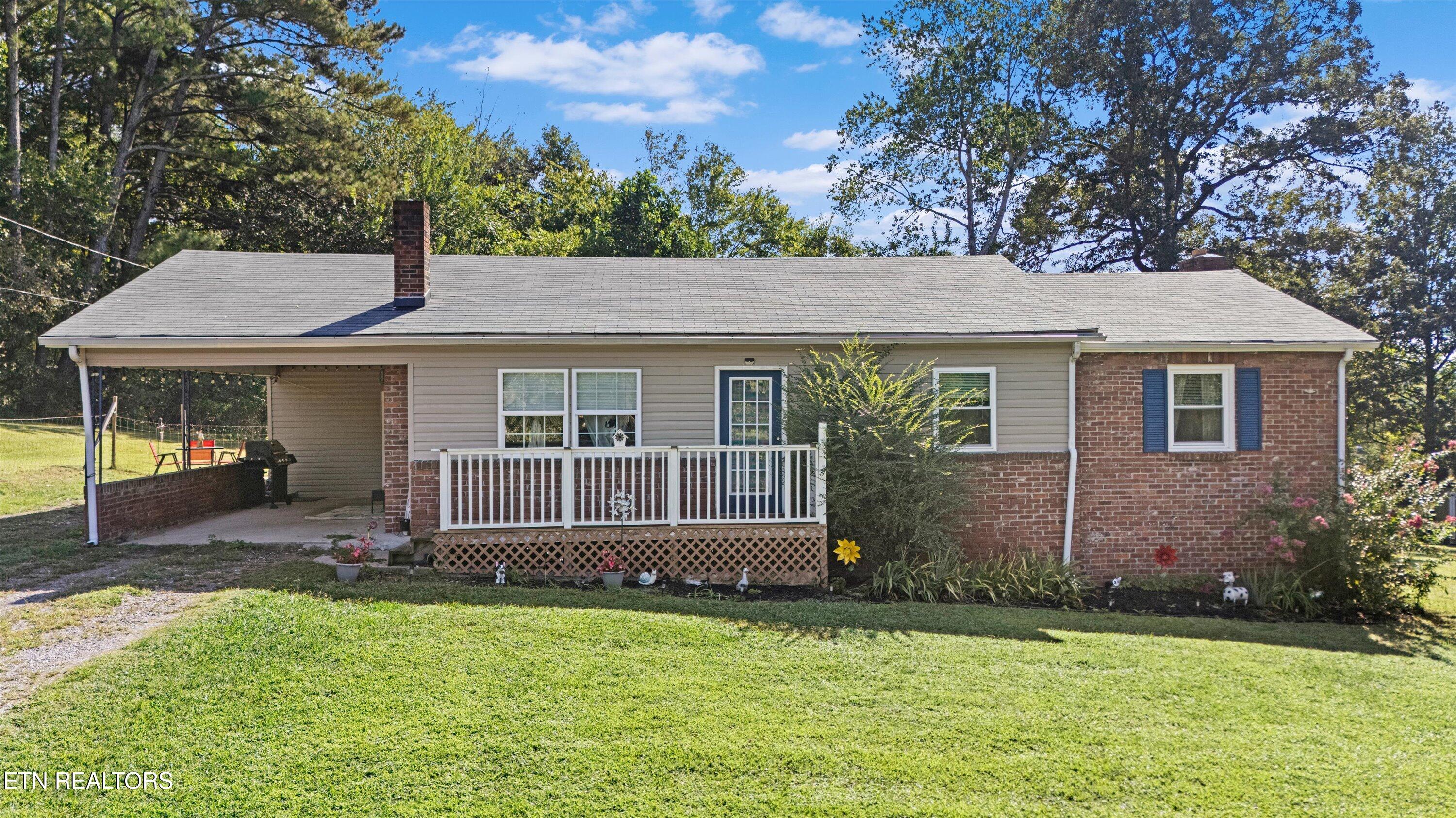 112 County Road 339 Sweetwater TN 37874