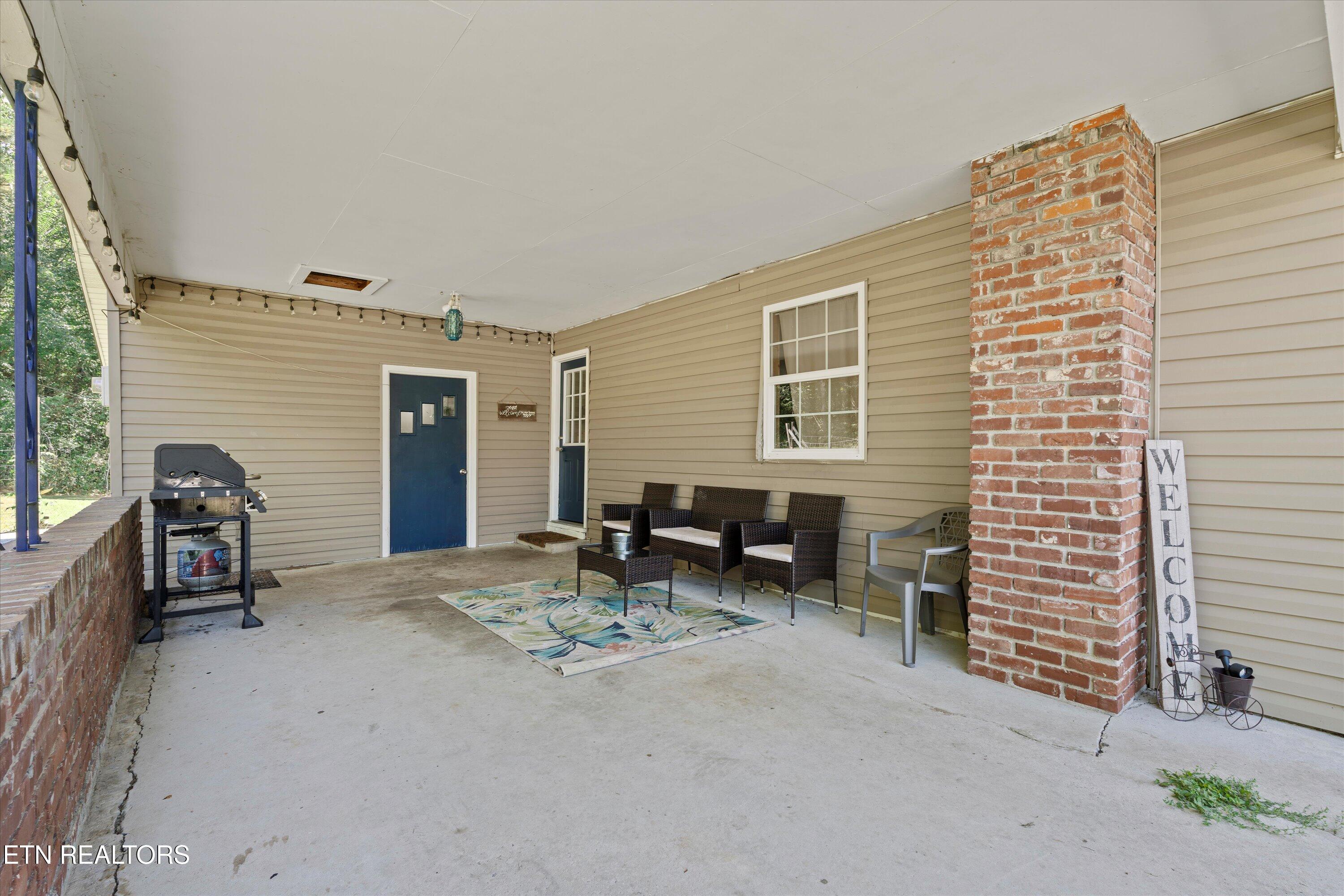 112 County Road 339 Sweetwater TN 37874
