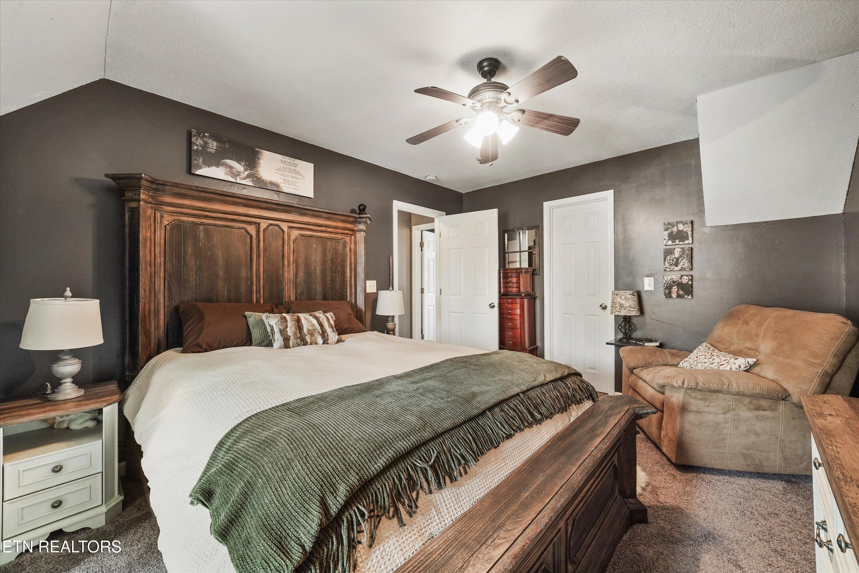 1409 Monroe Avenue Maryville TN 37804
