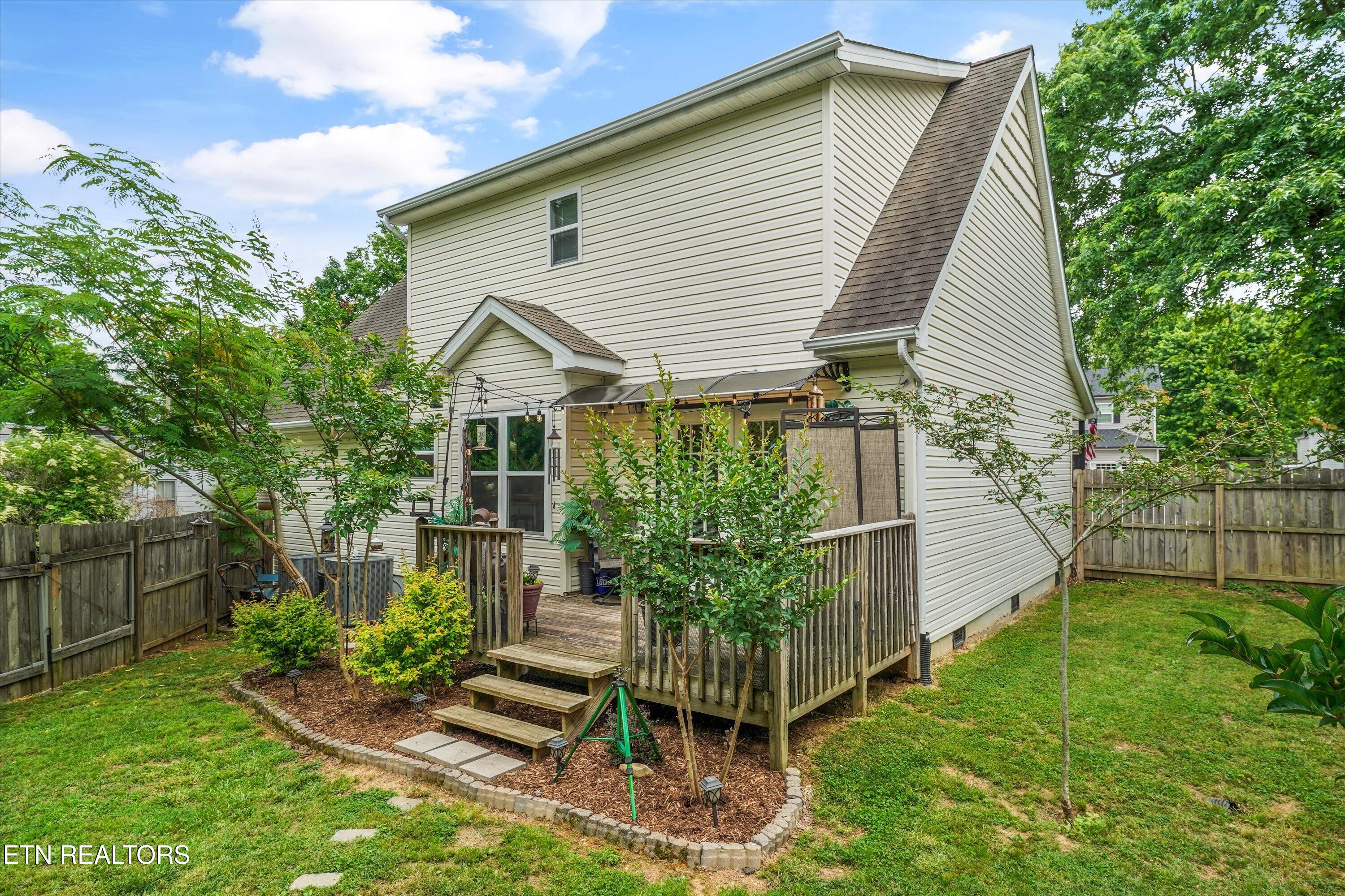 1409 Monroe Avenue Maryville TN 37804