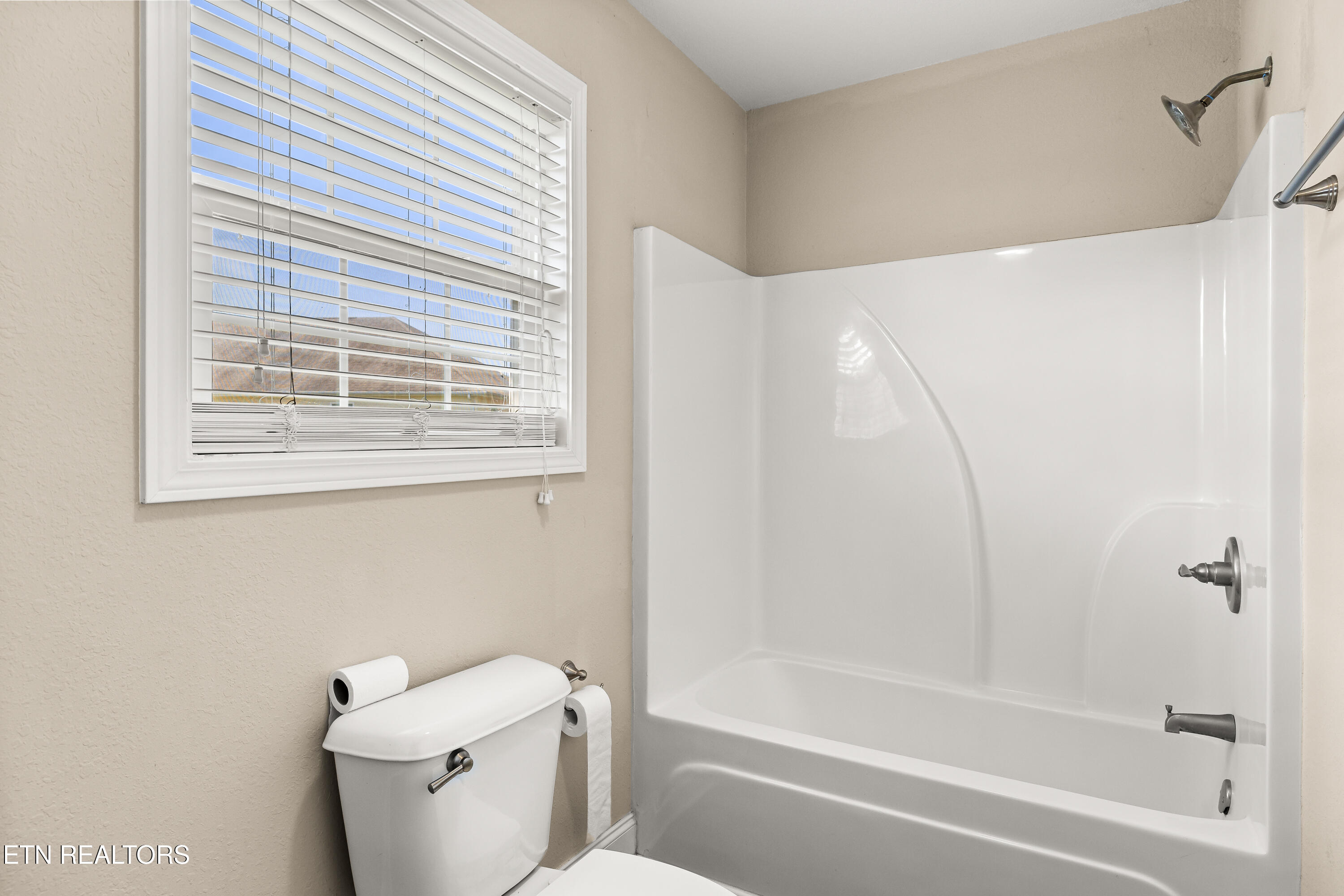 1131 Cherbourg Drive Maryville TN 37801