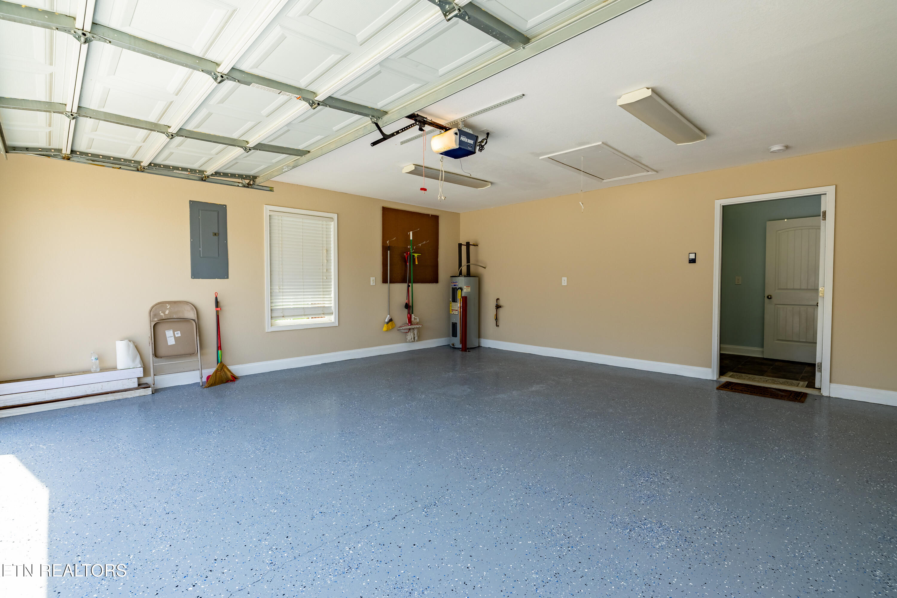 1131 Cherbourg Drive Maryville TN 37801