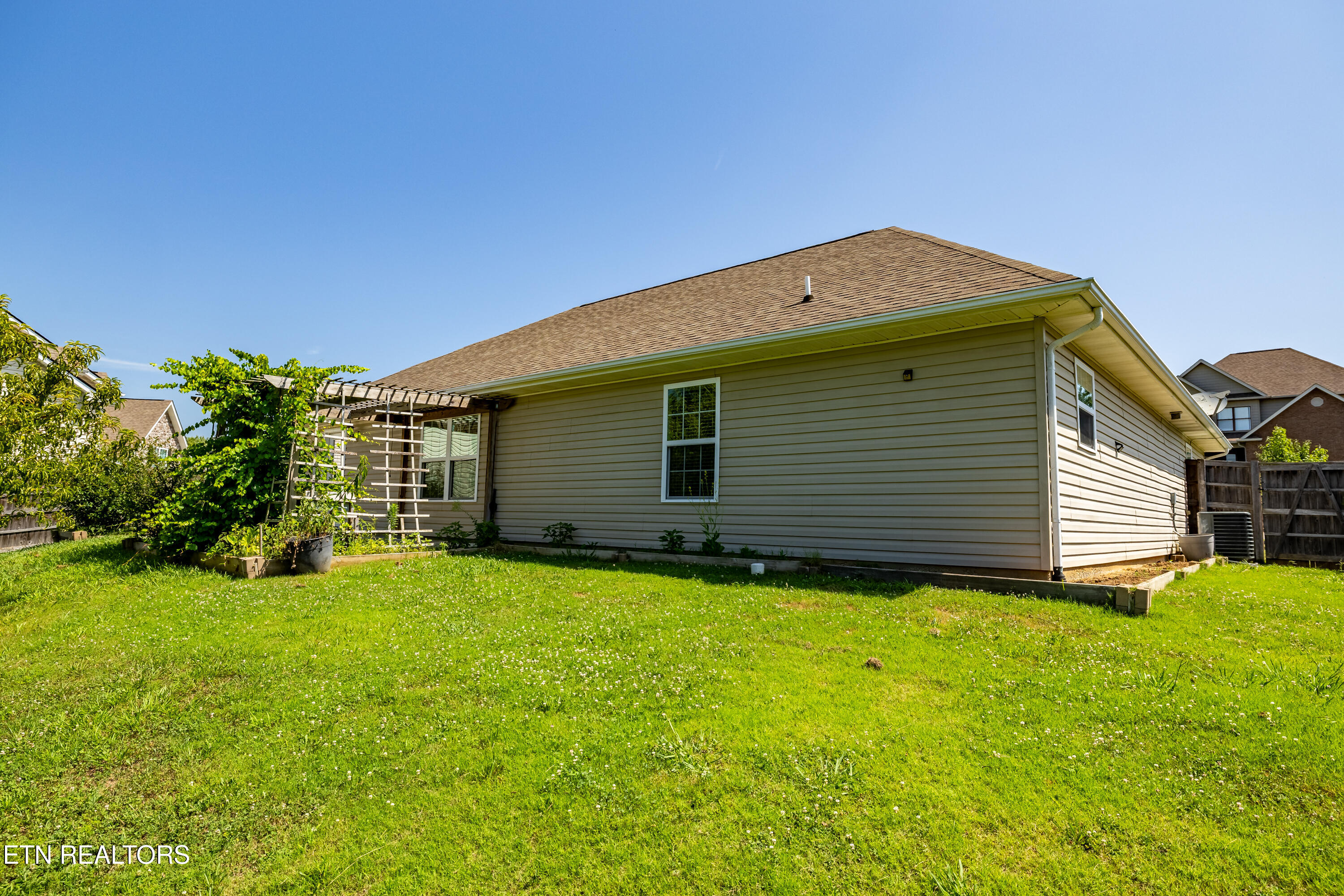 1131 Cherbourg Drive Maryville TN 37801