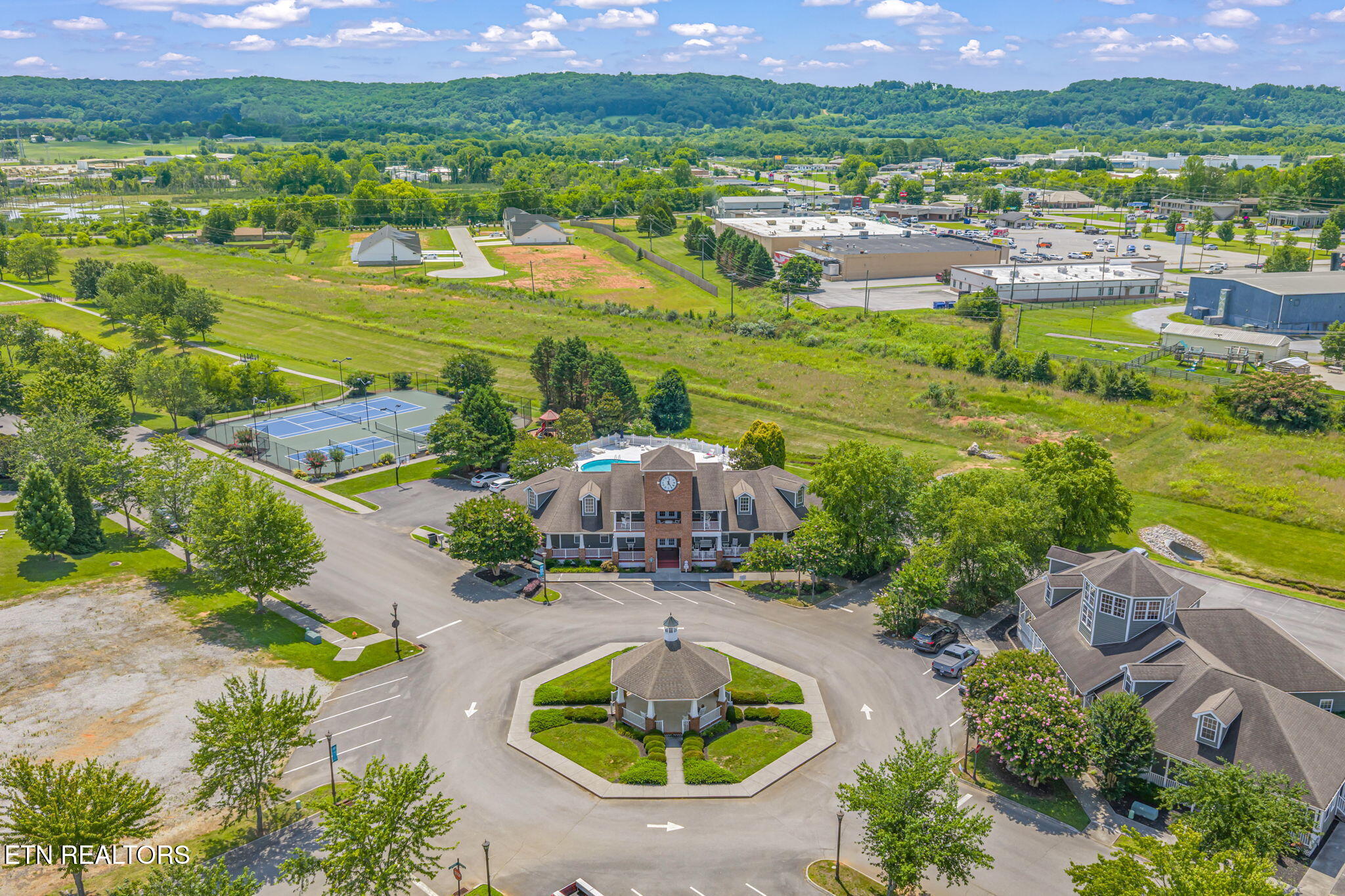 1028 Wentford Avenue Sweetwater TN 37874