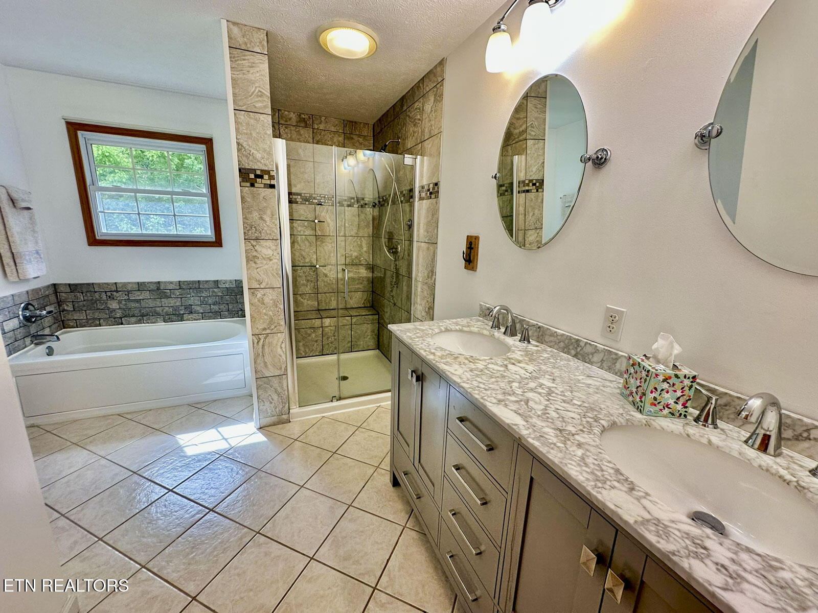 2397 Lower Rinehart Road Dandridge TN 37725