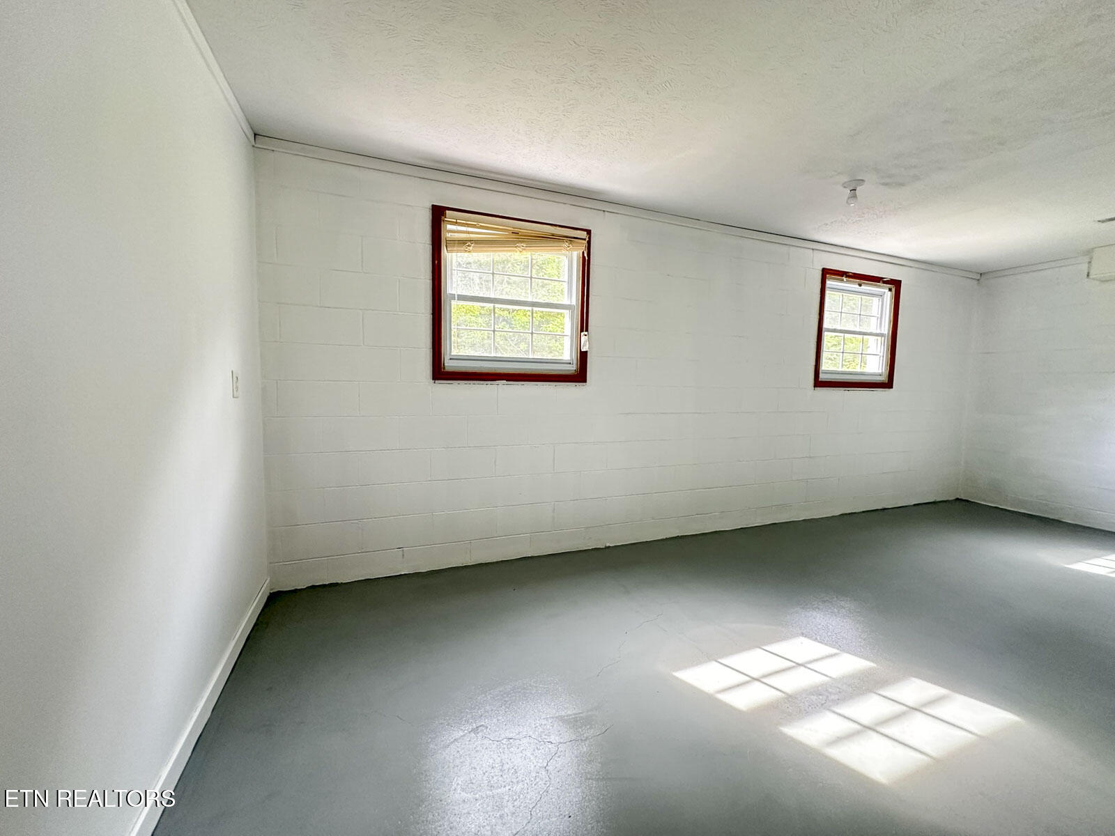 2397 Lower Rinehart Road Dandridge TN 37725