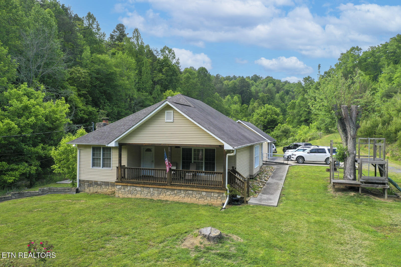 2397 Lower Rinehart Road Dandridge TN 37725