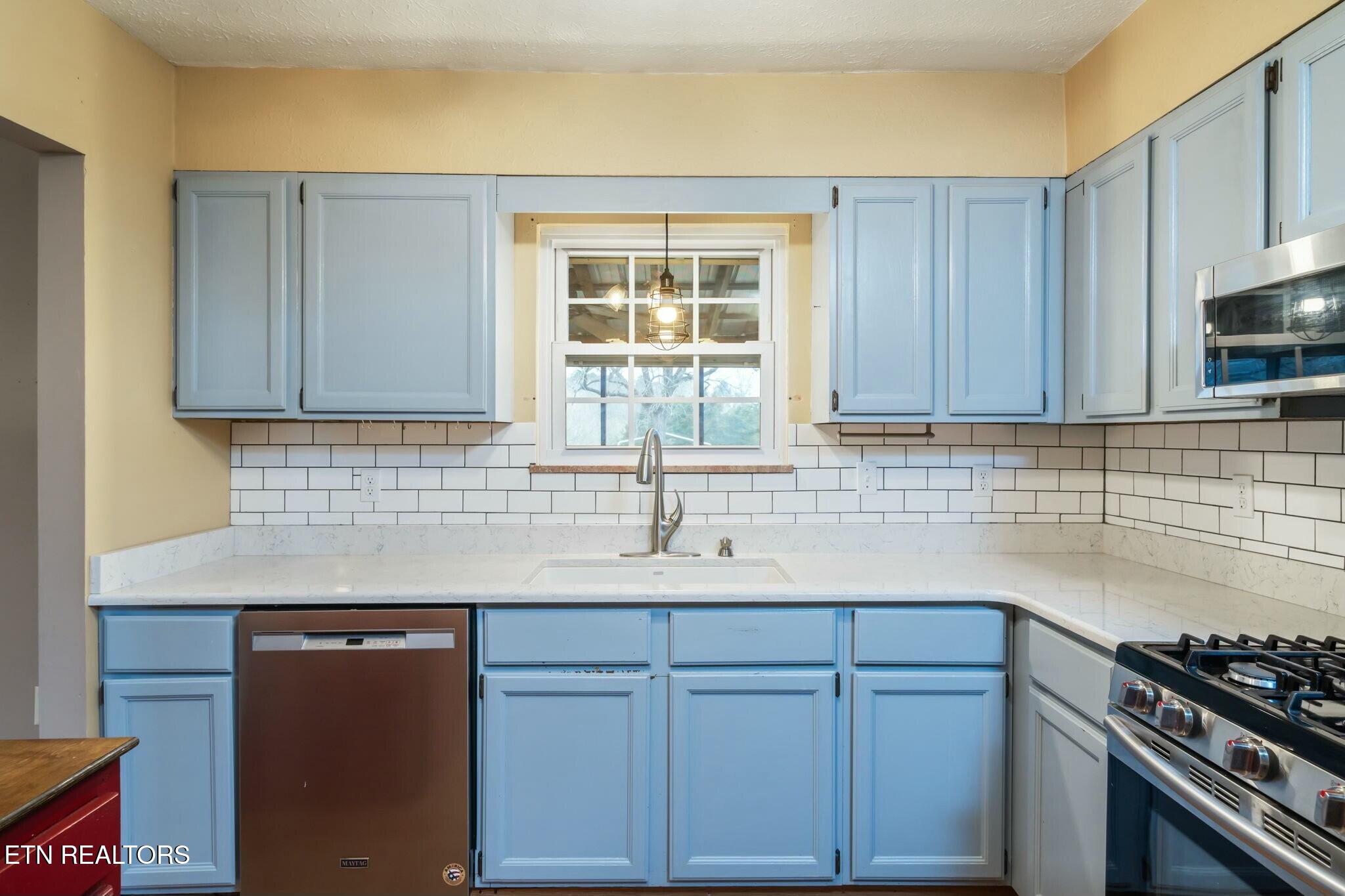 409 Cash Road Knoxville TN 37924