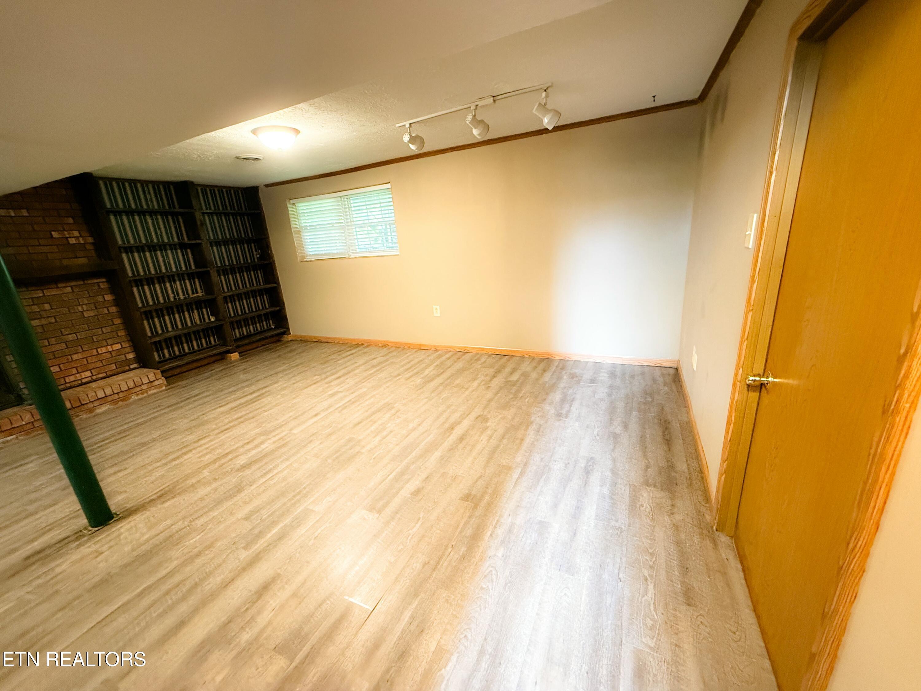 409 Cash Road Knoxville TN 37924