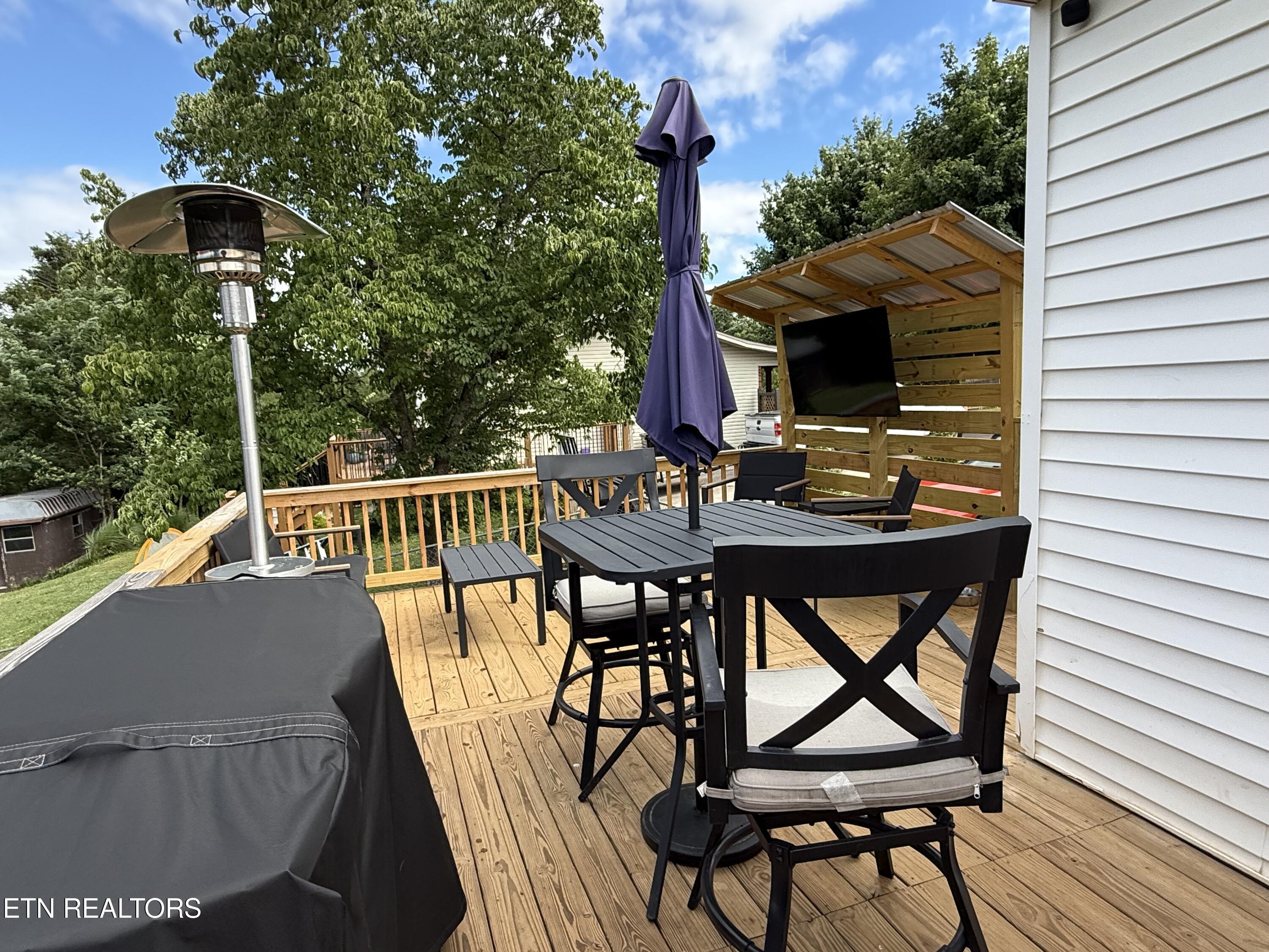 8024 Brickyard Road Powell TN 37849